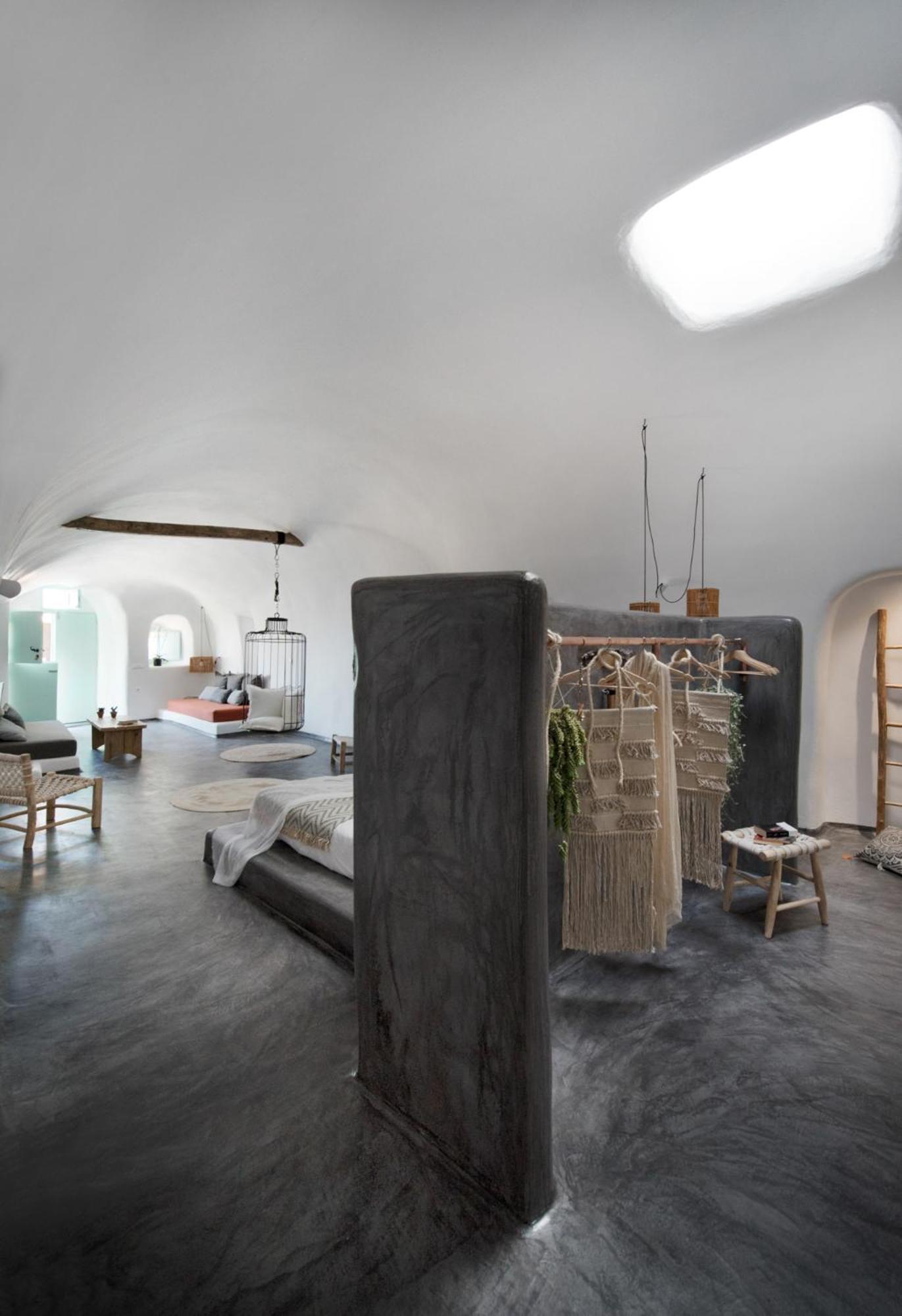 Three-Bedroom Villa with Private Pool & Sea View