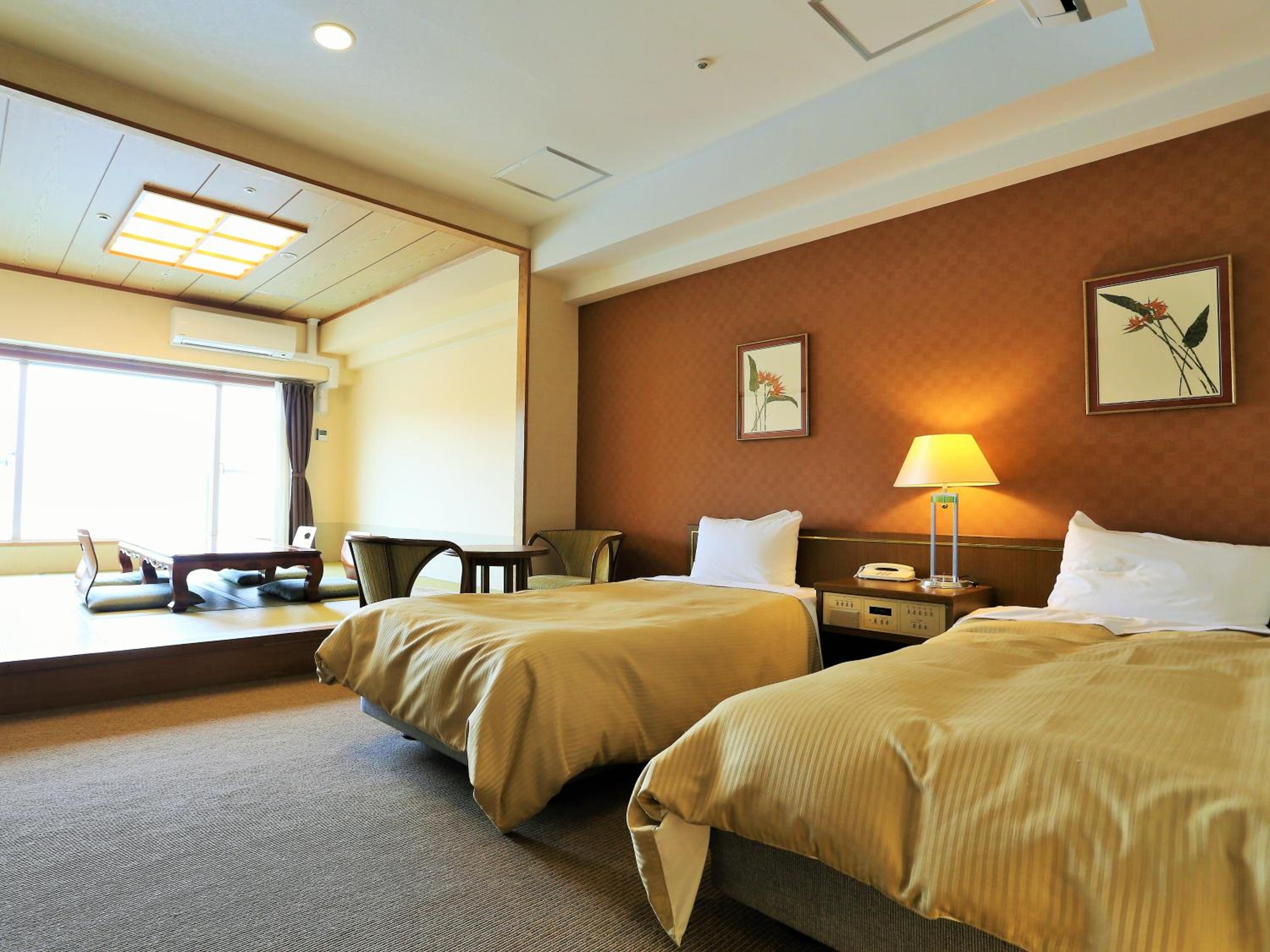 Room With Tatami Area - Smoking
