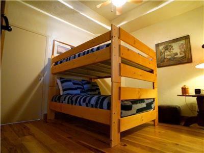 Three-Bedroom Apartment photo 1