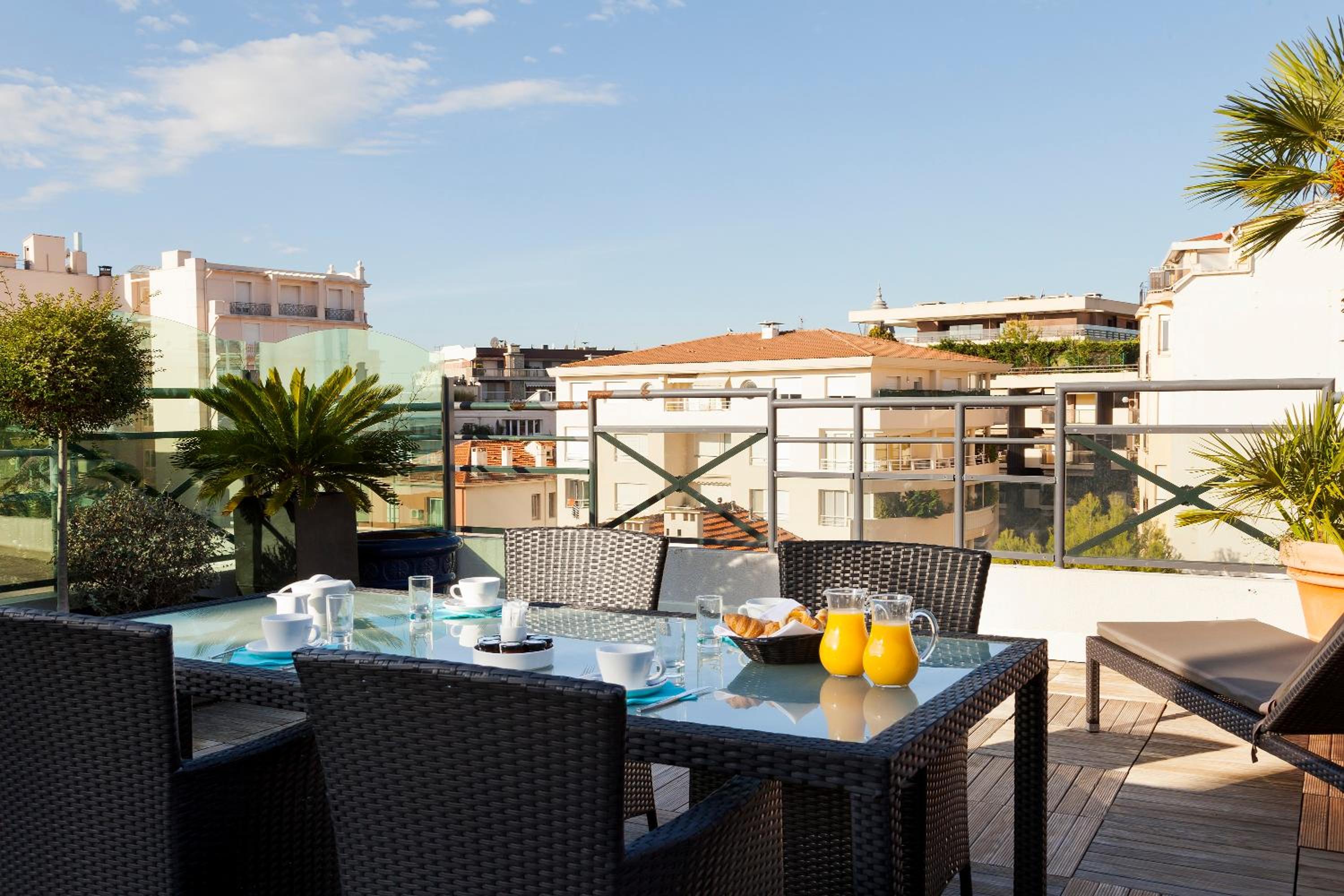 Penthouse Suite with Terrace