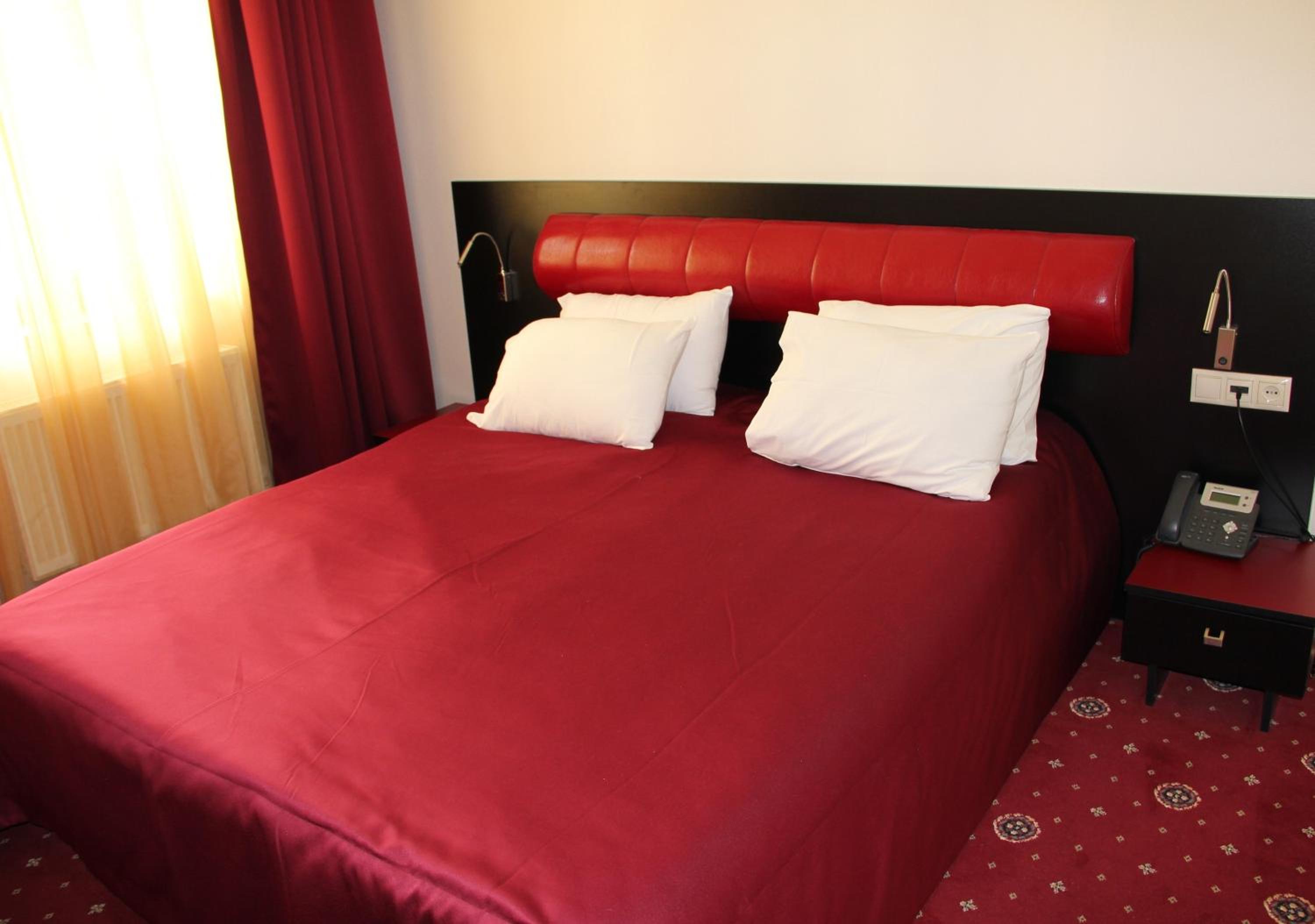 Economy Double Room - Photo 5