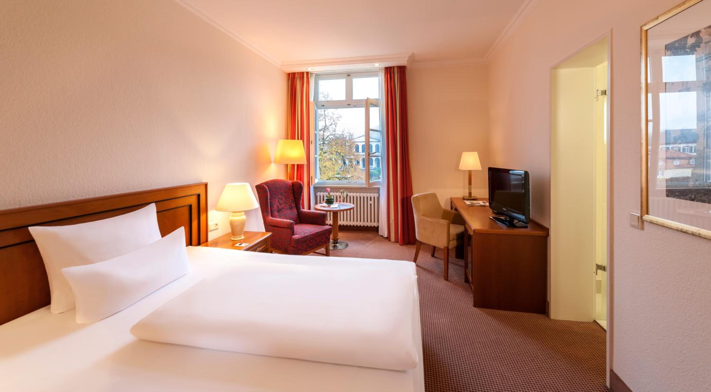 Standard Room Parkhotel - Photo 2