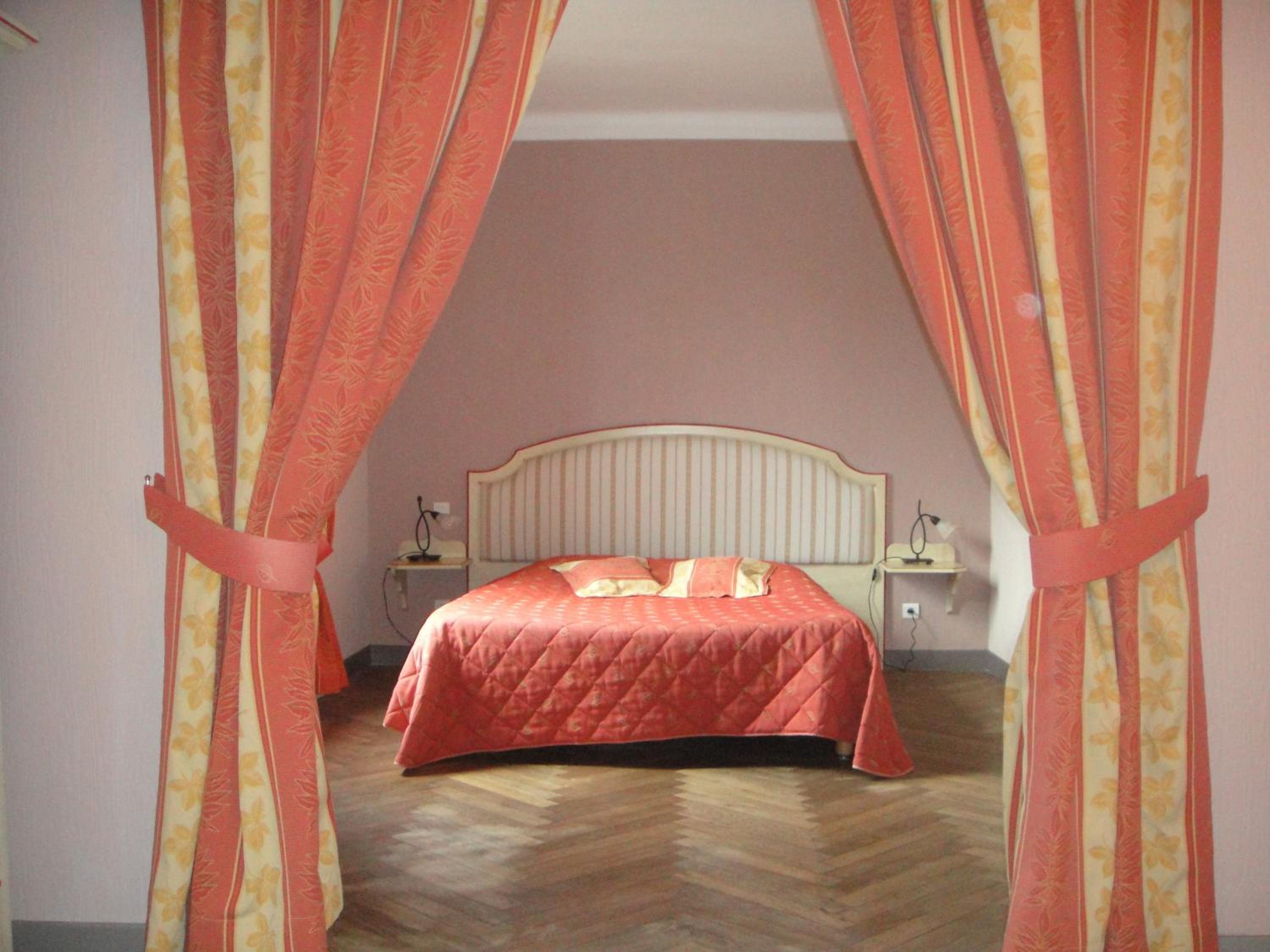 Suite - Photo 4