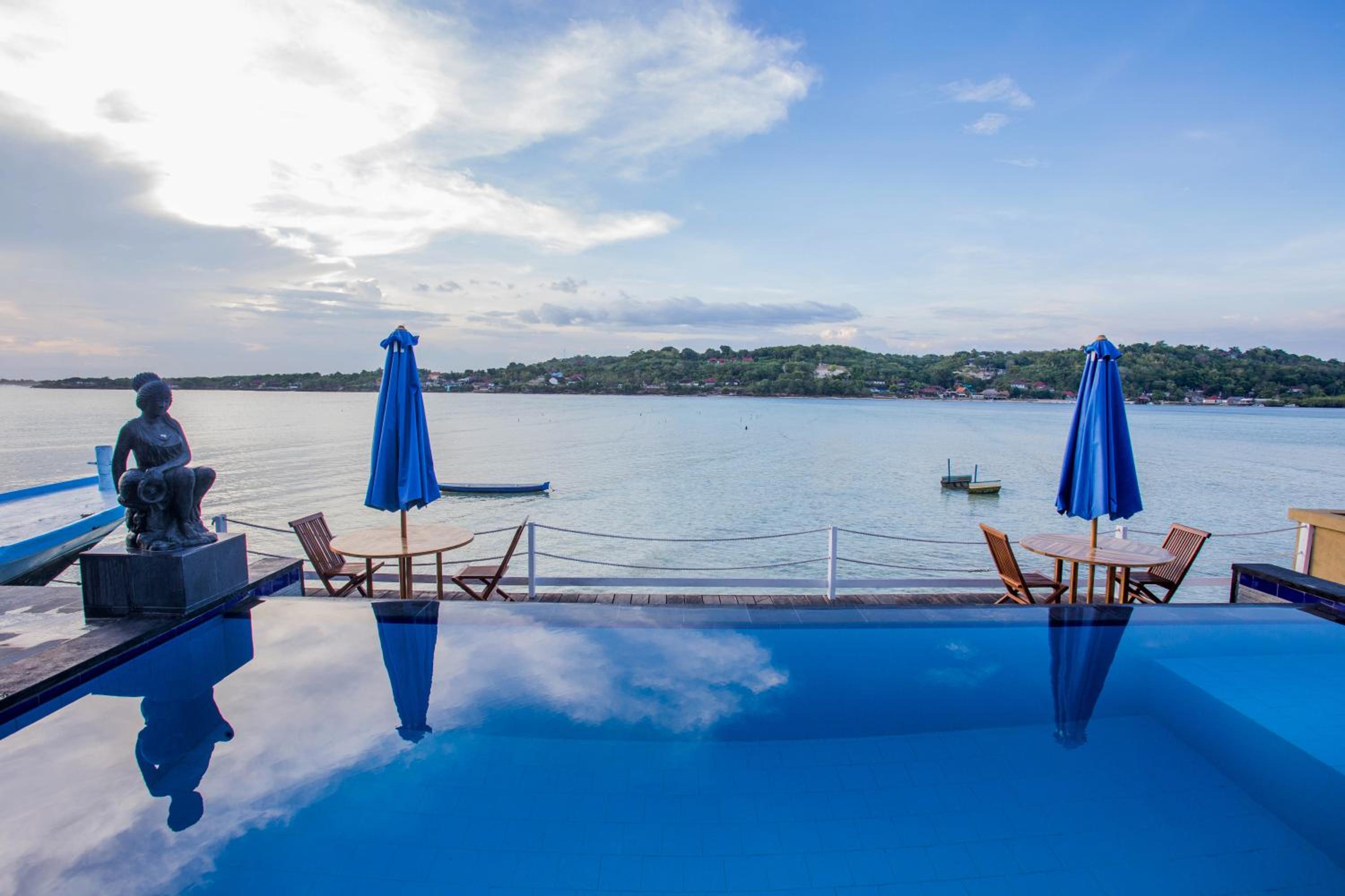 Superior Double Room with Sea View - Photo 8