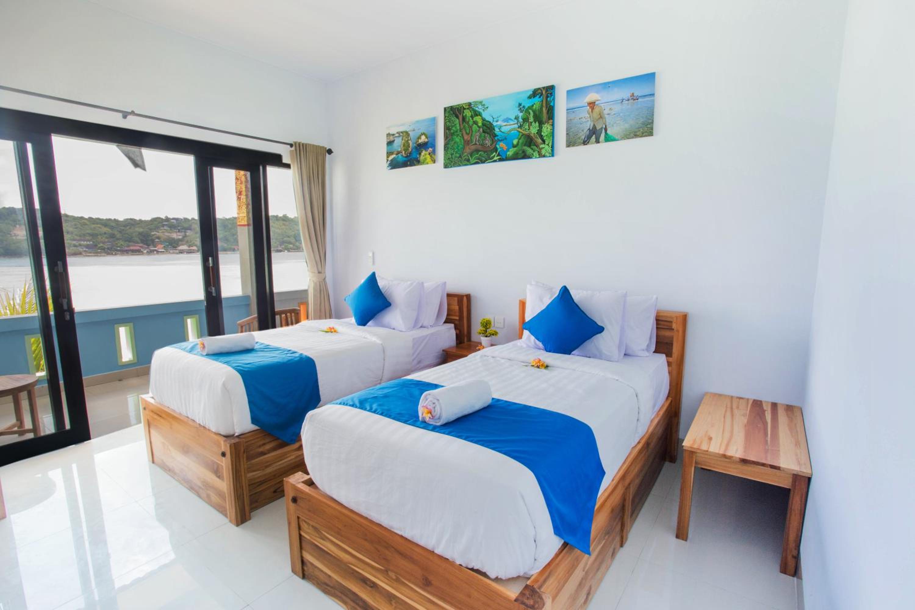 Superior Twin Room with Sea View - Photo 2