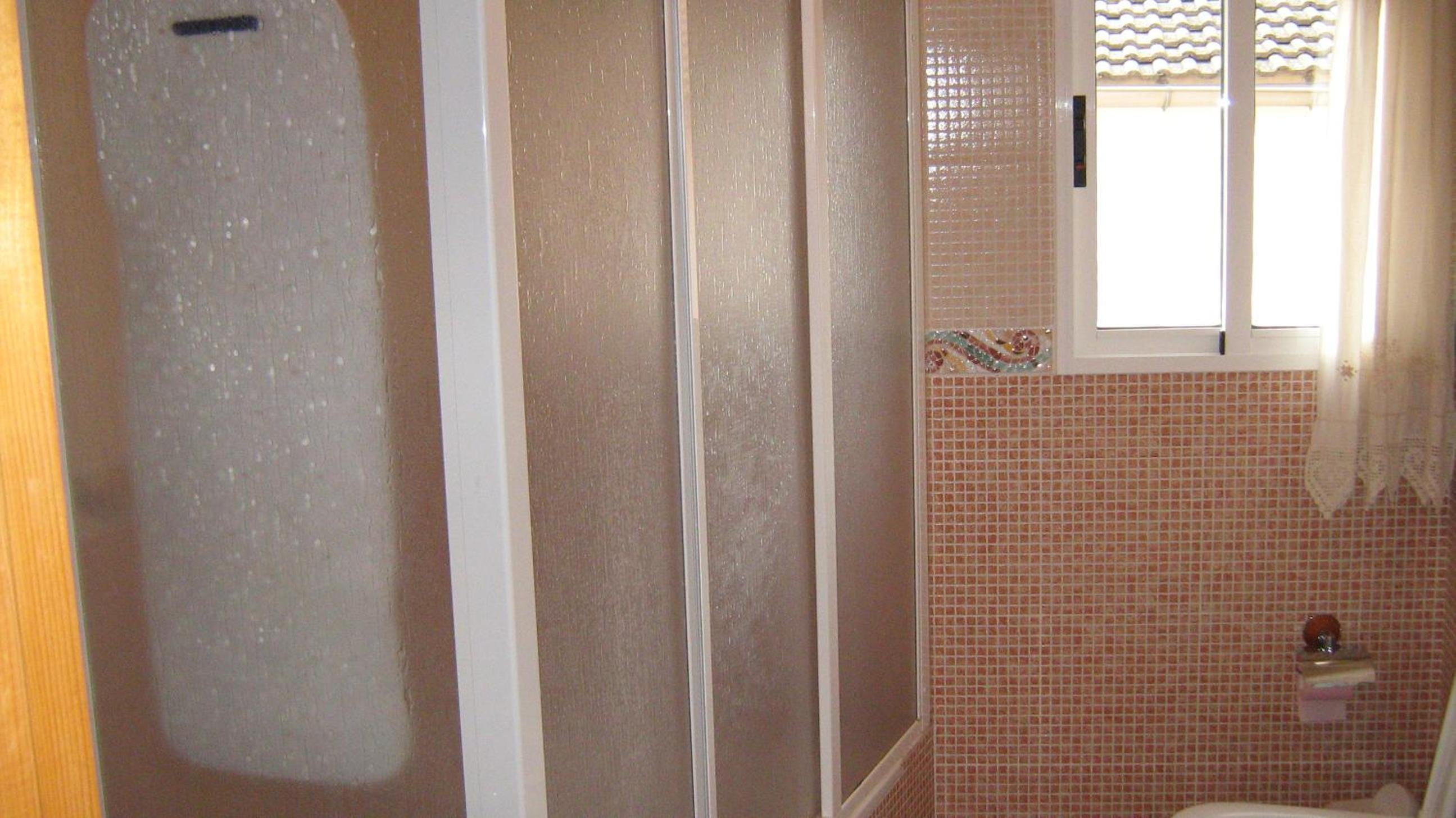 Four-Bedroom House - Photo 7