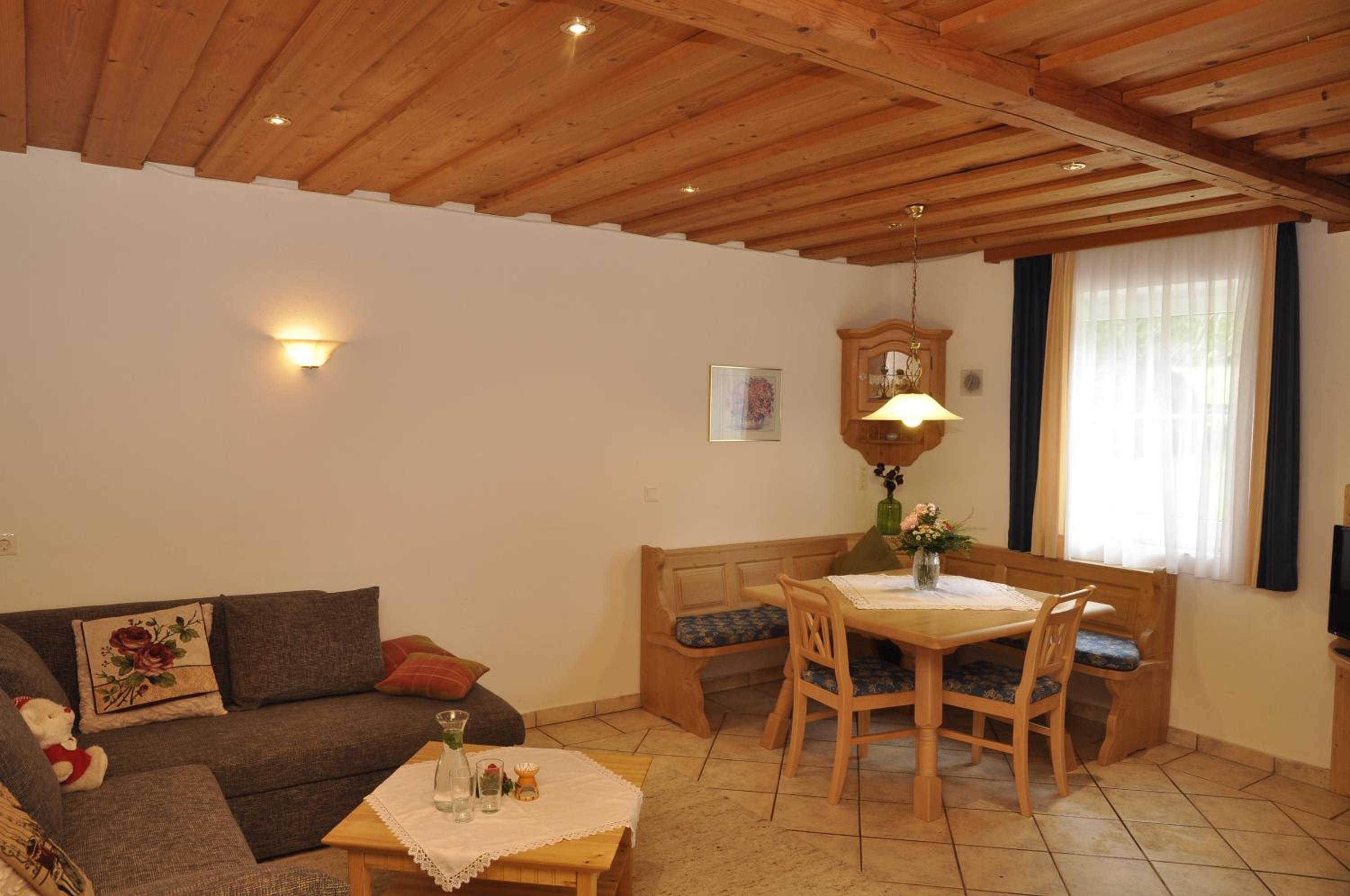 Apartment With Garden View photo 3