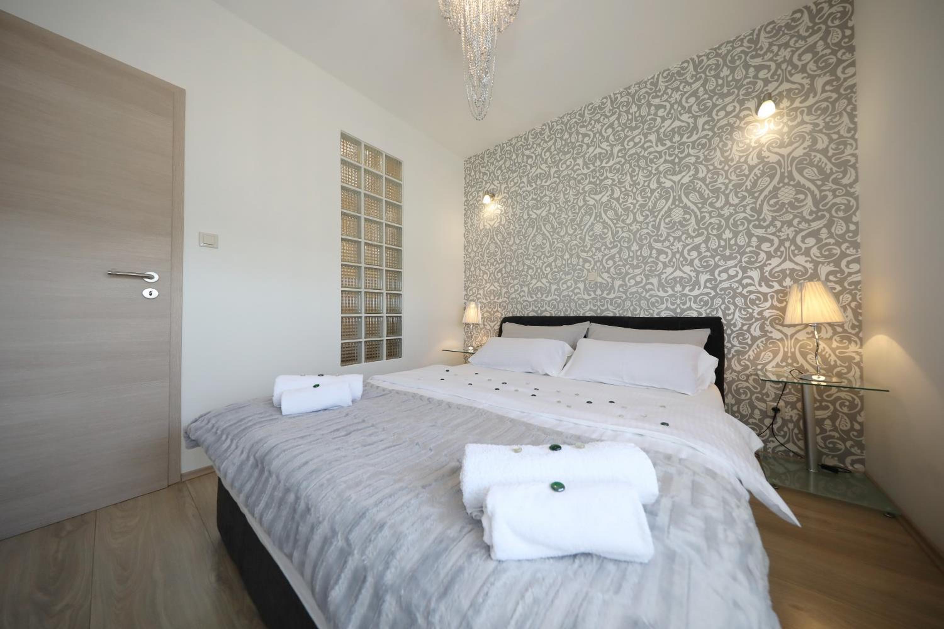 Comfort One-Bedroom Apartment - Photo 29