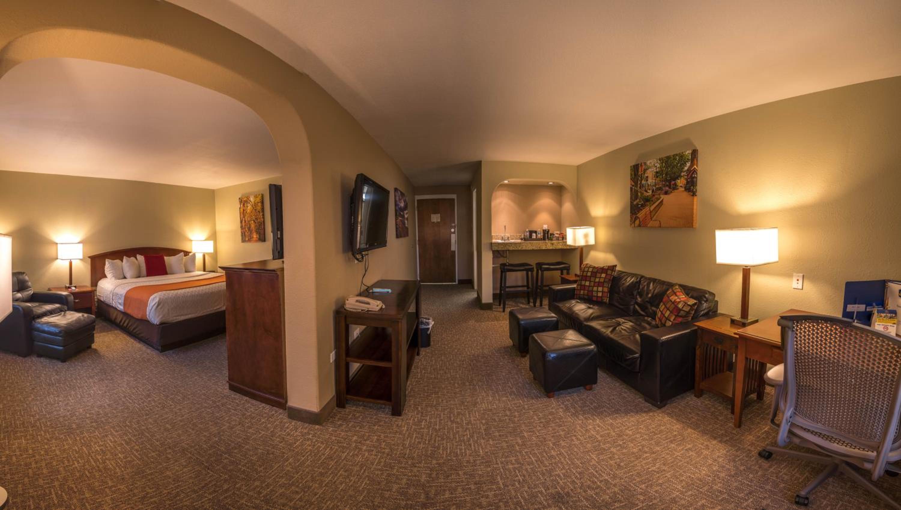 King Suite - Photo 4