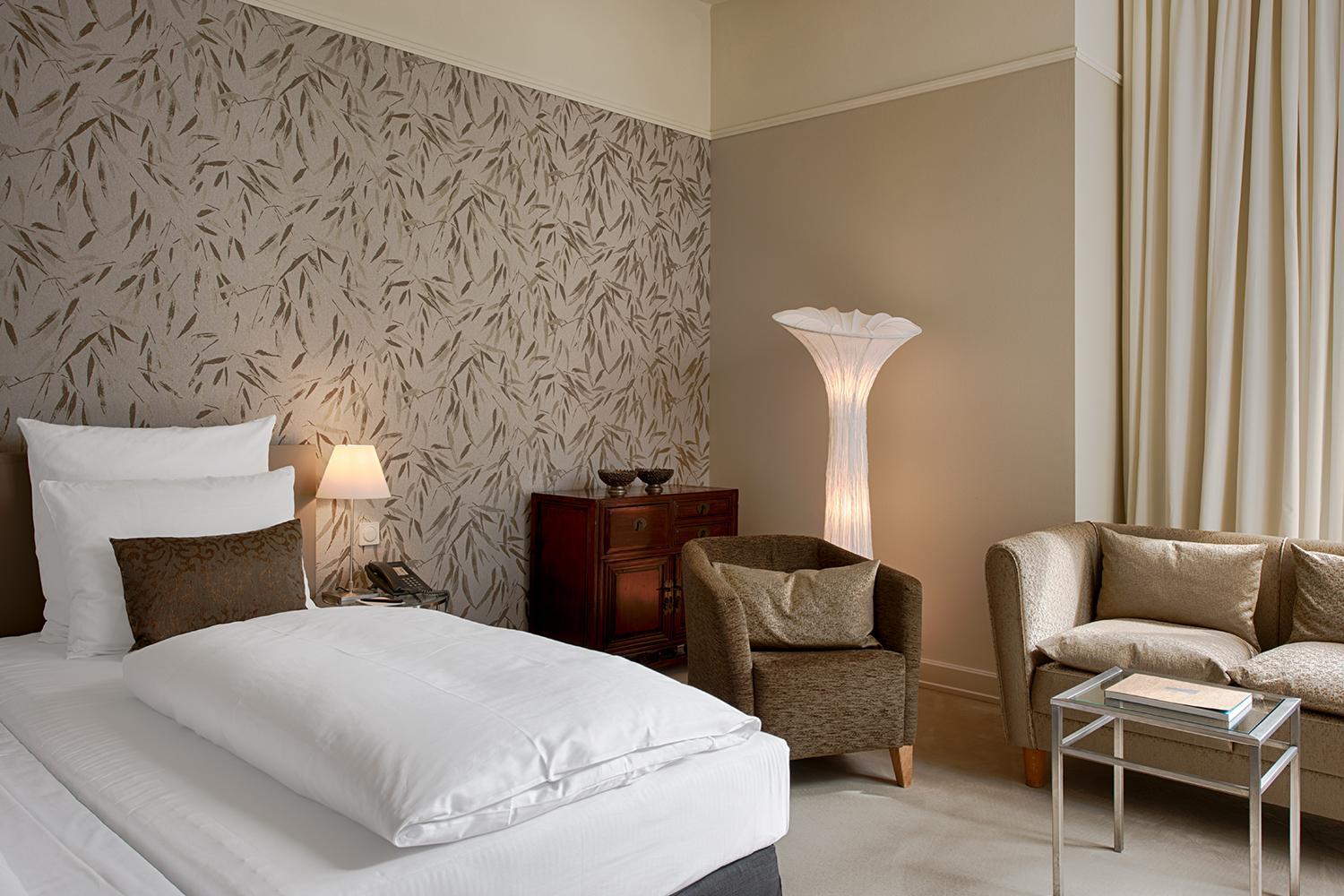Executive Doppelzimmer at Privathotel Lindtner Hamburg Executive Doppelzimmer at Privathotel Lindtner Hamburg