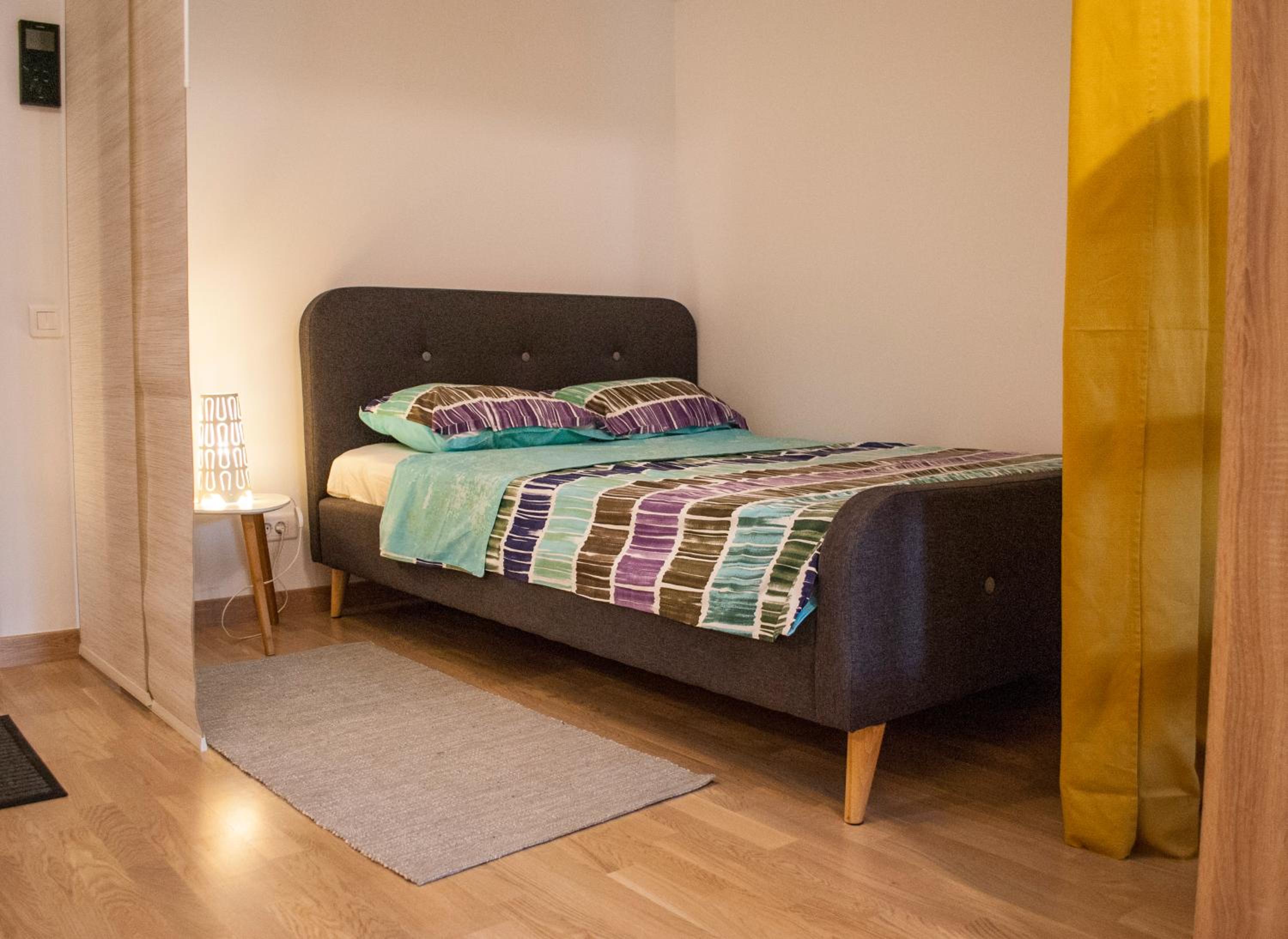 Studio Apartment - Photo 9