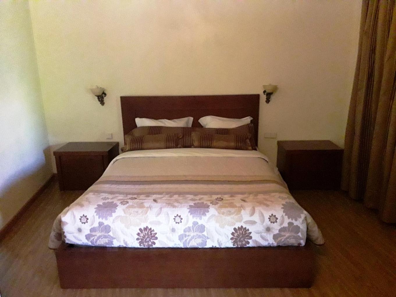 Double Room - Photo 3