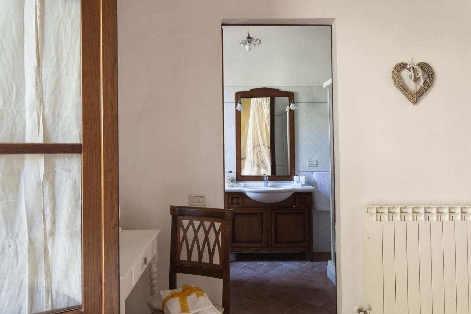 Double Room with Garden View - Photo 14