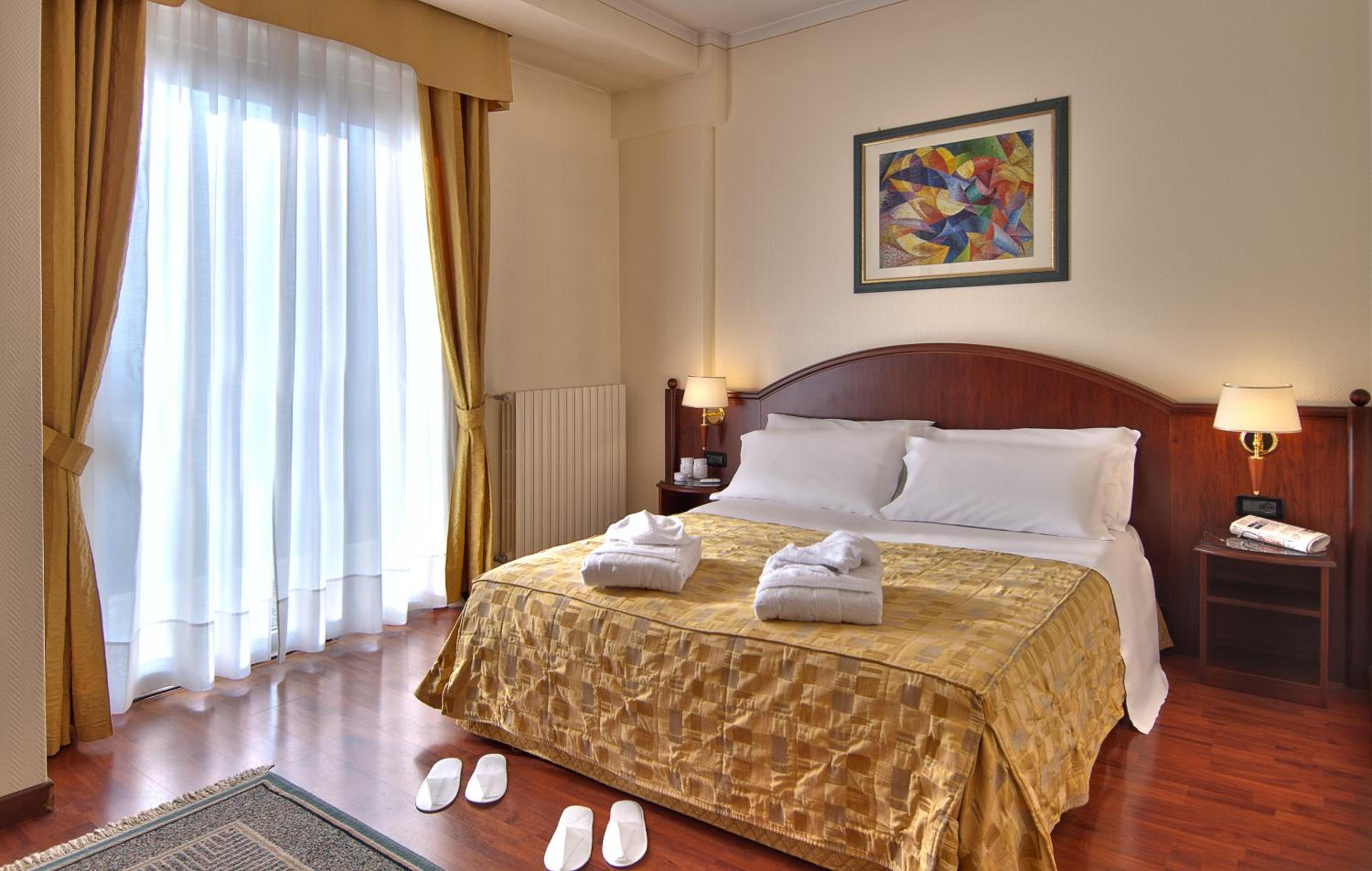 Double or Twin Room photo 1