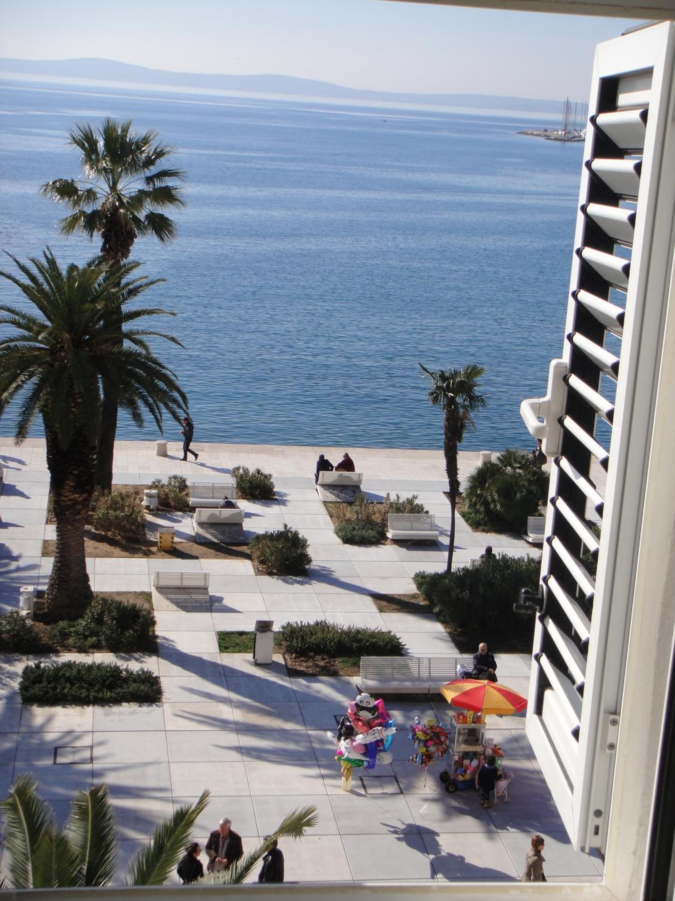 Double Room with Sea View - Photo 6