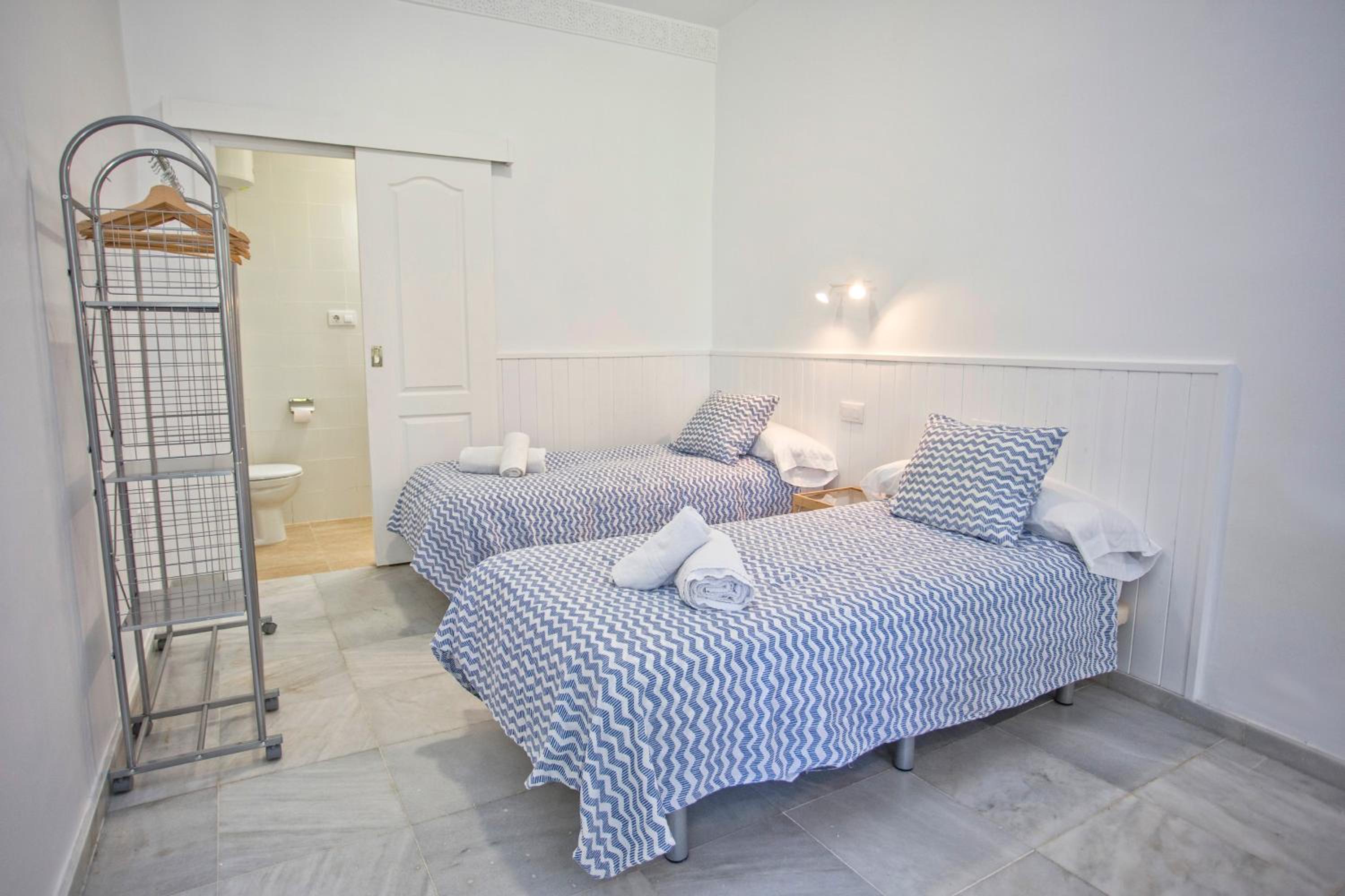 Studio Apartment photo 3