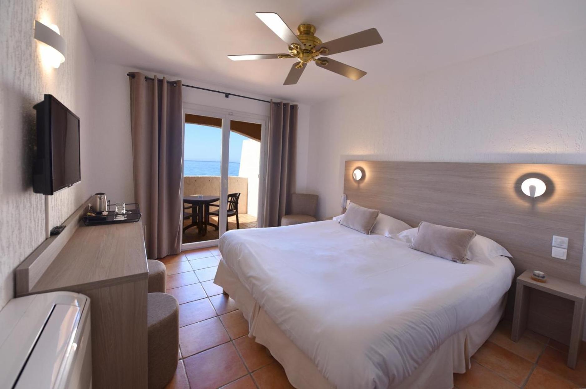 Standard Double Room Sea View  - Photo 1