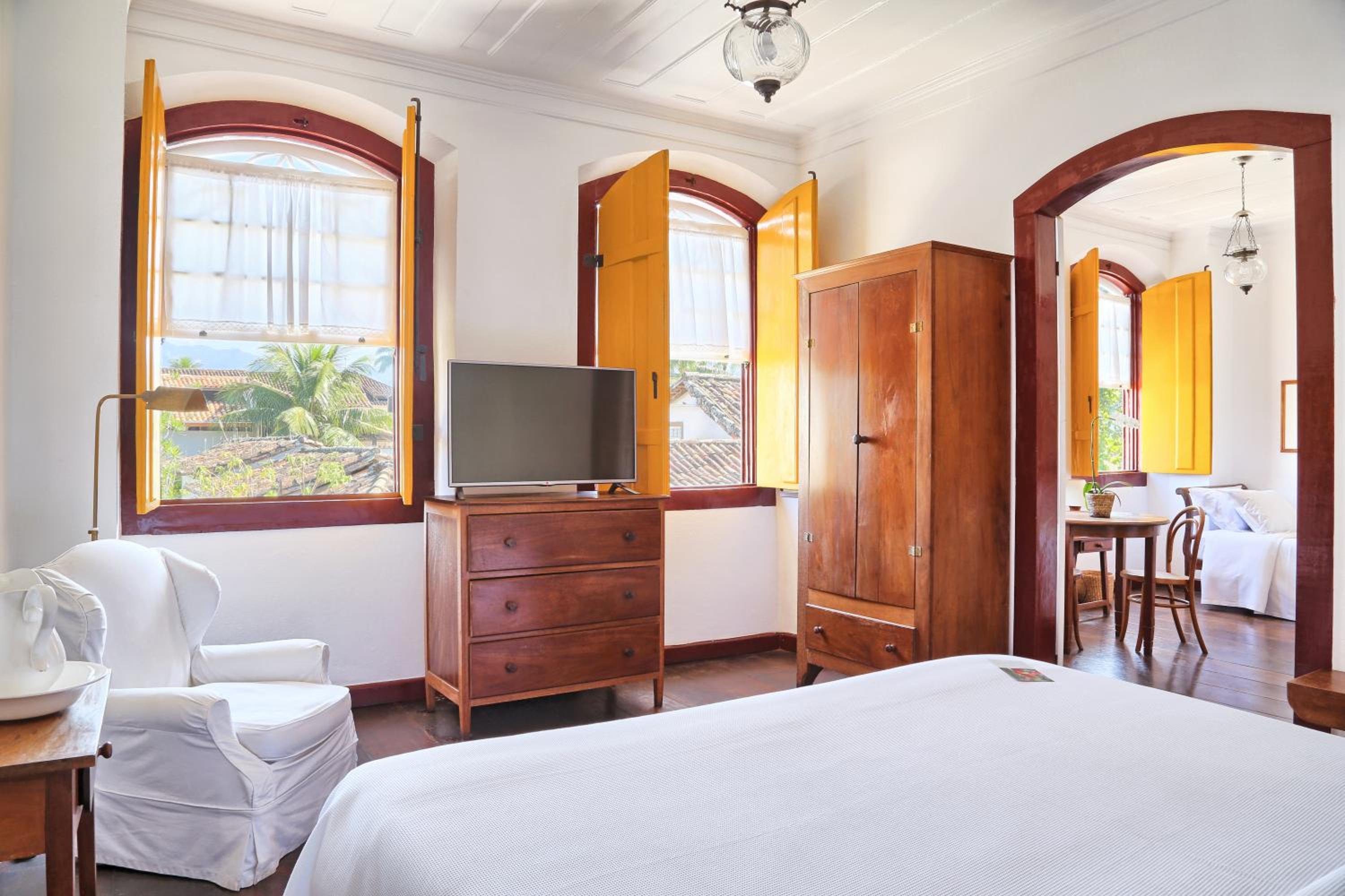 Suite (2 Adults)