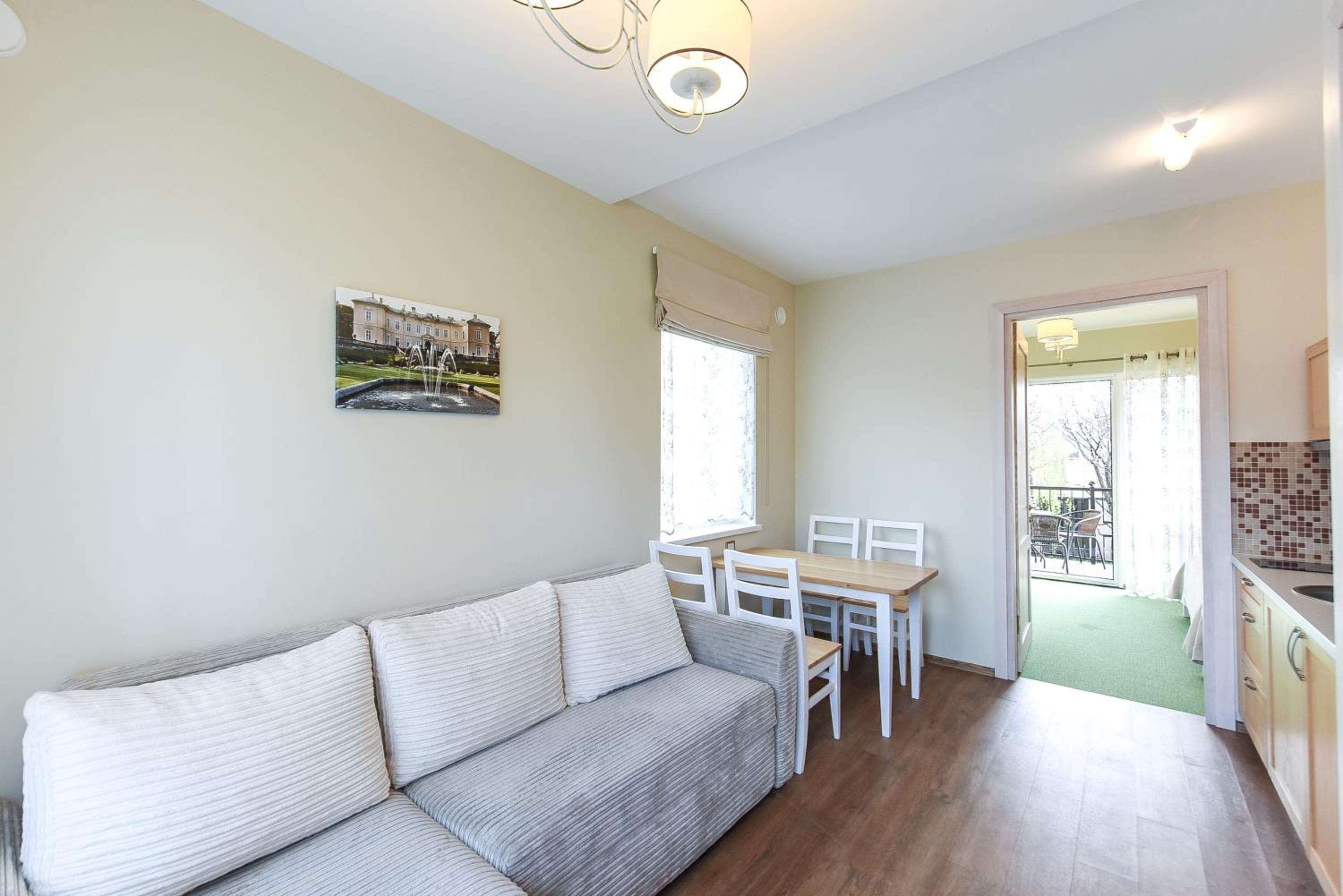 Family Apartment with Terrace photo 2