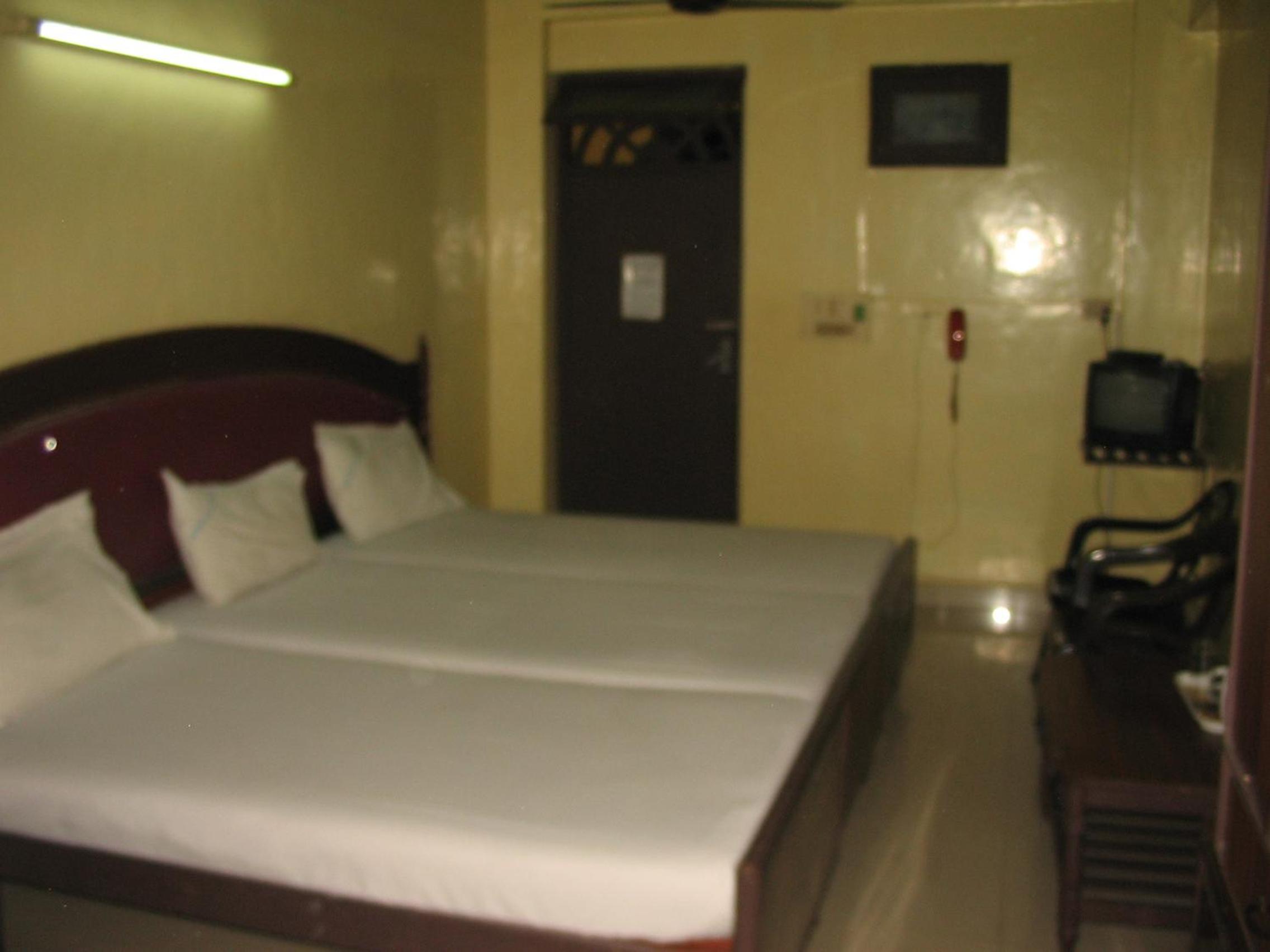 Triple Room with Fan - Photo 3