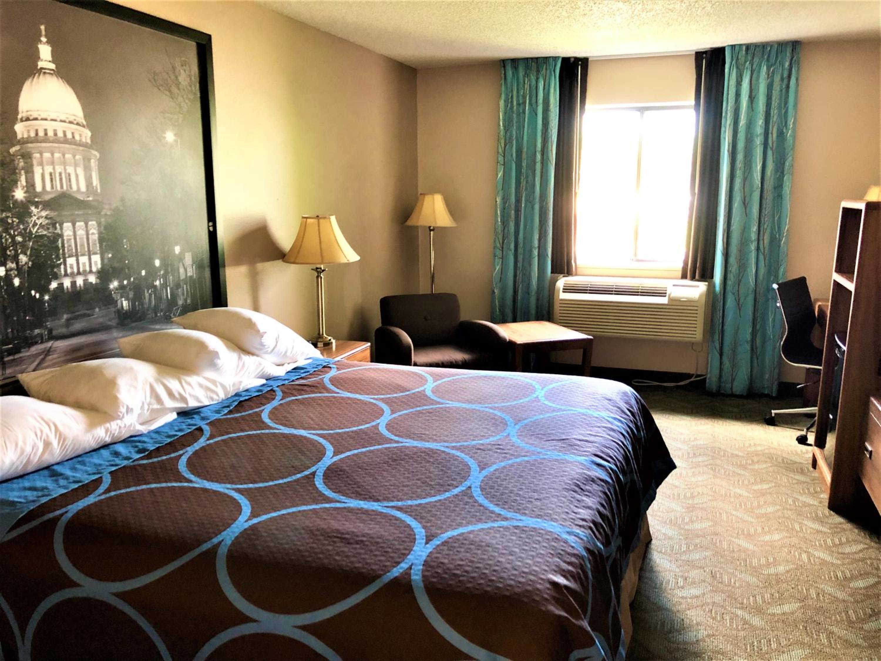 King Room - Non-Smoking