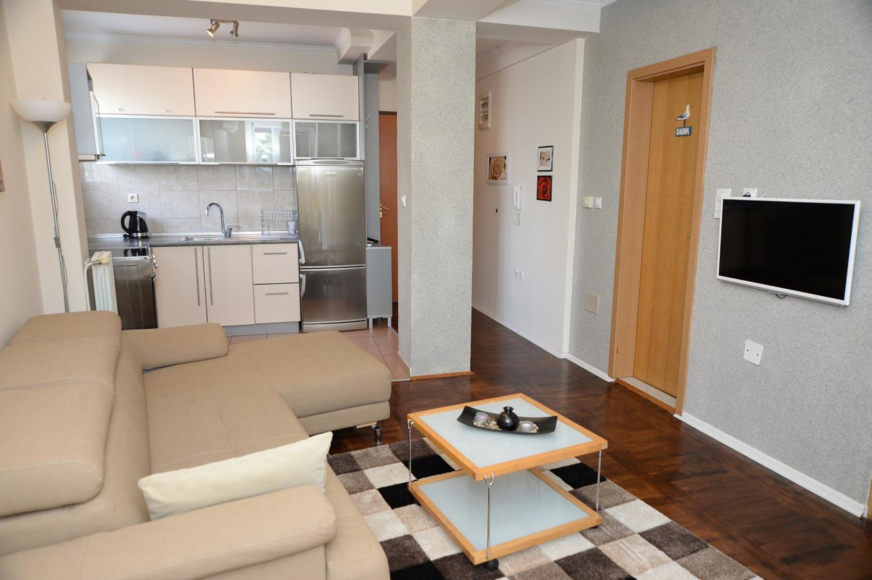 Deluxe Apartment