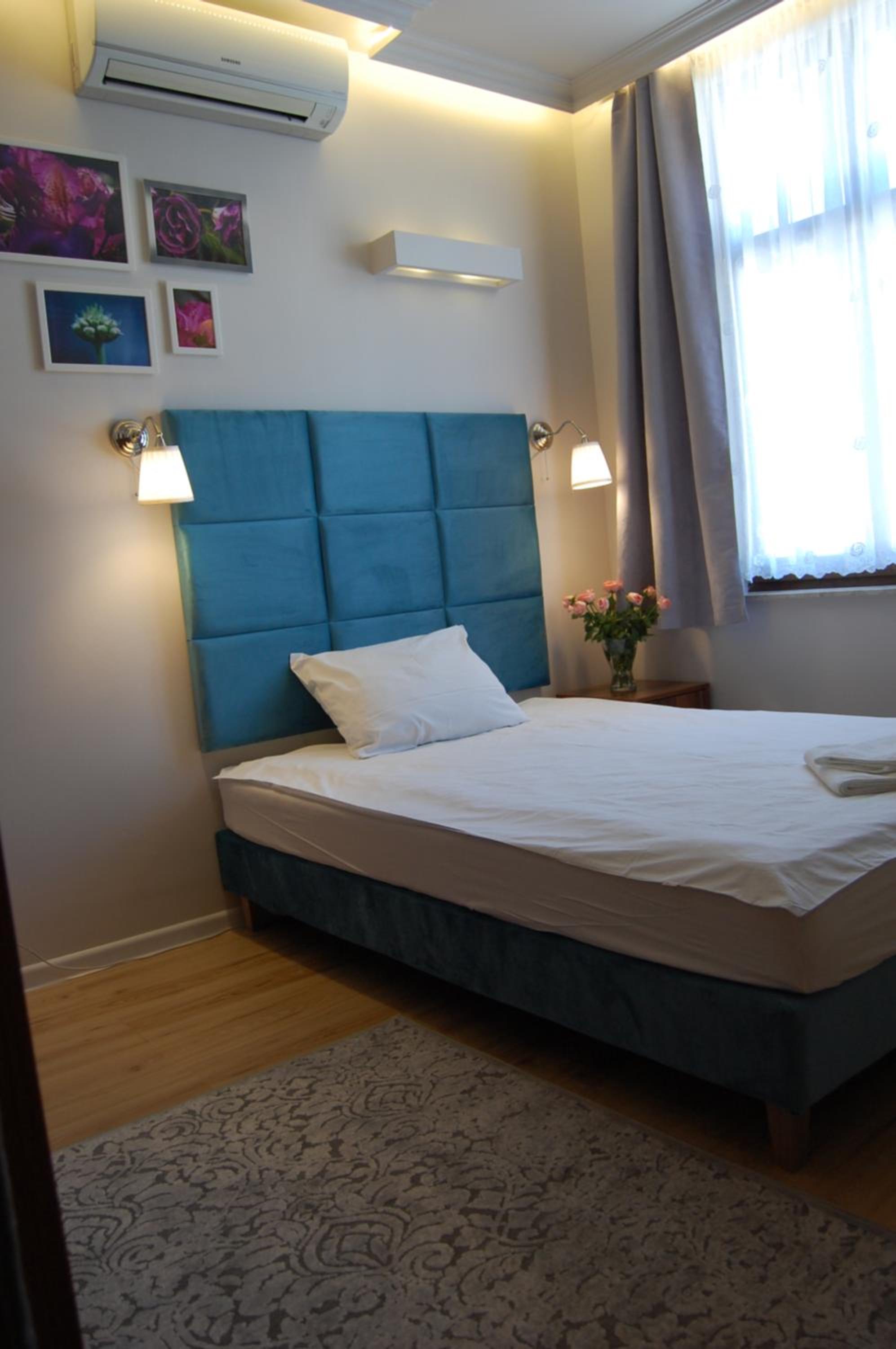 Small Double Room photo 2