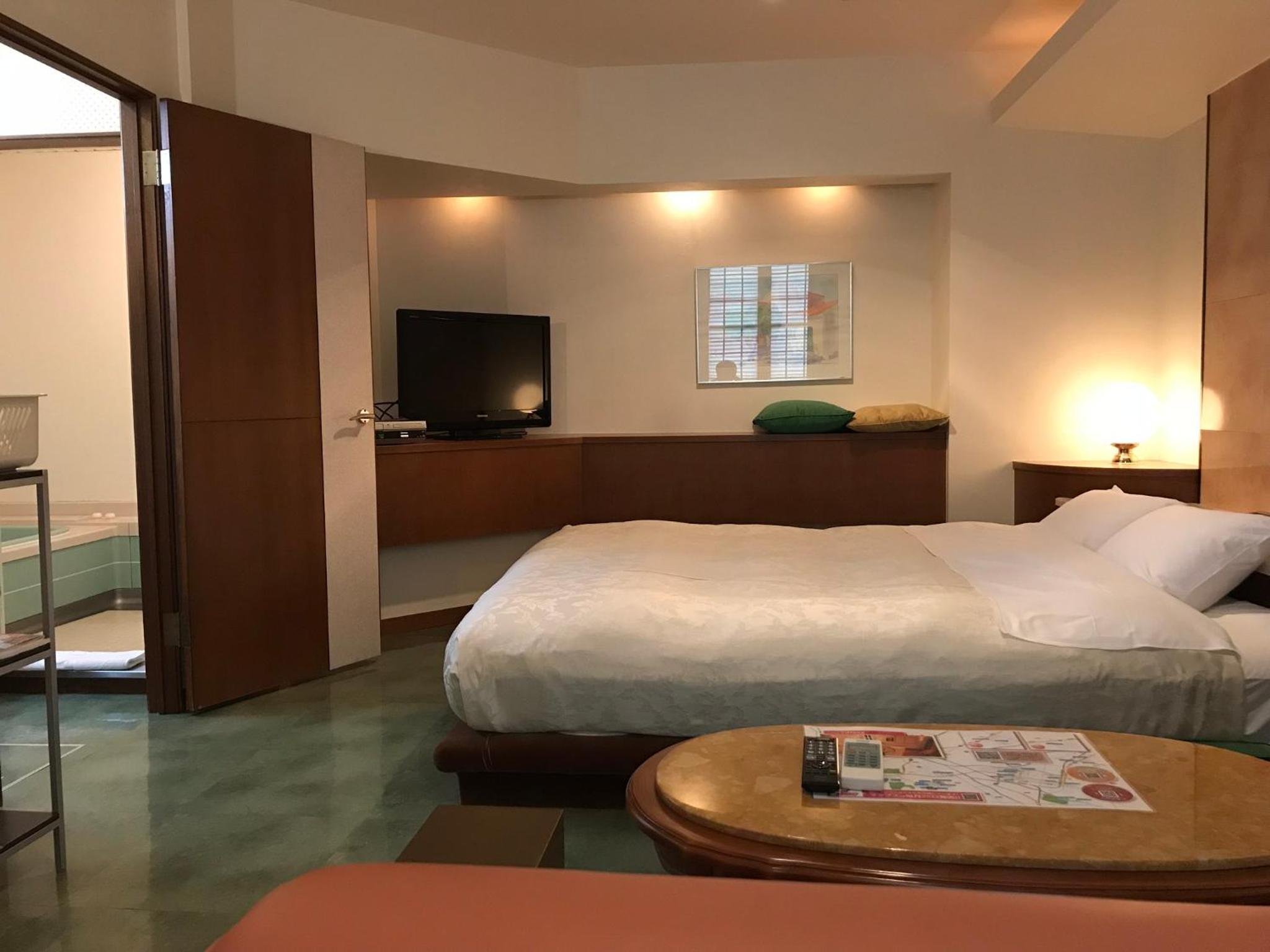 Standard Double Room - Non-Smoking - Photo 11