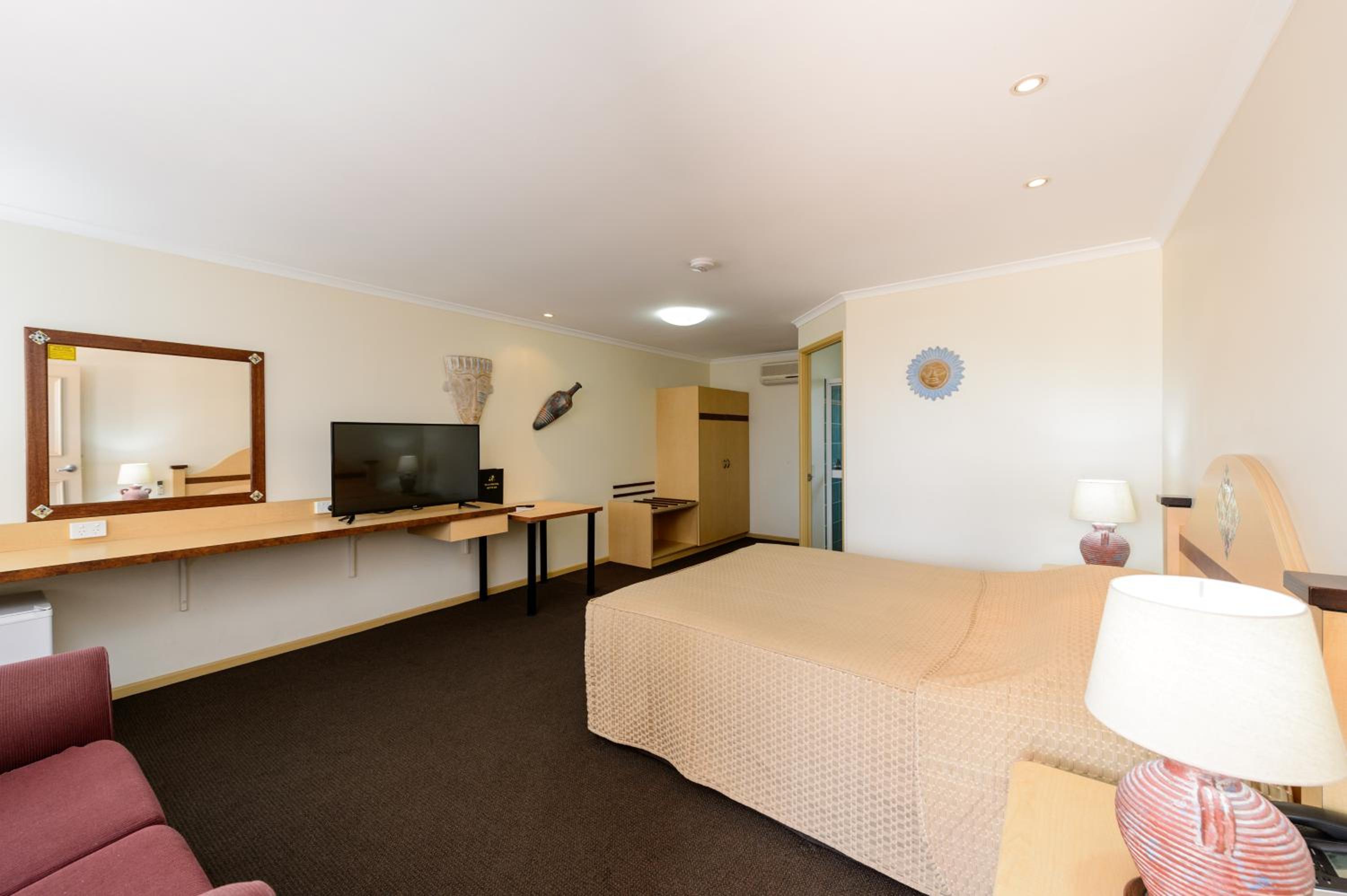 Deluxe Queen Room photo 2