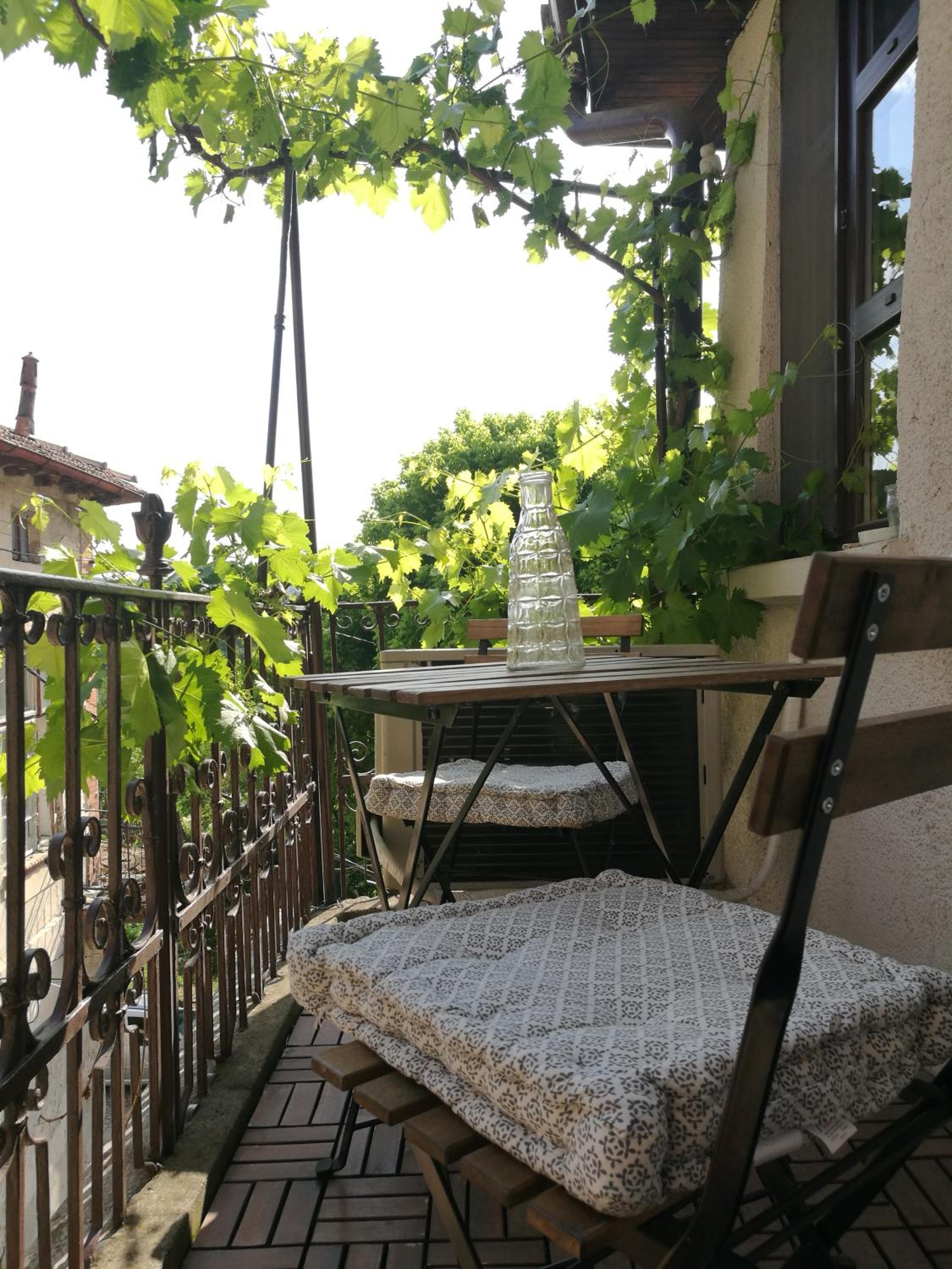 Two-Bedroom Apartment with Balcony - Photo 21