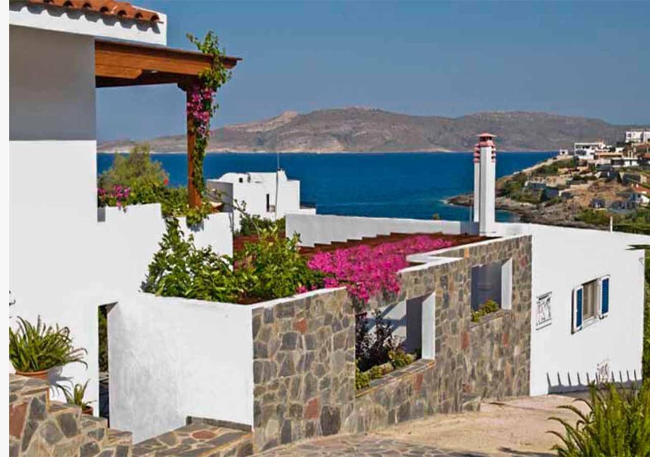 Three-Bedroom Villa - Photo 36