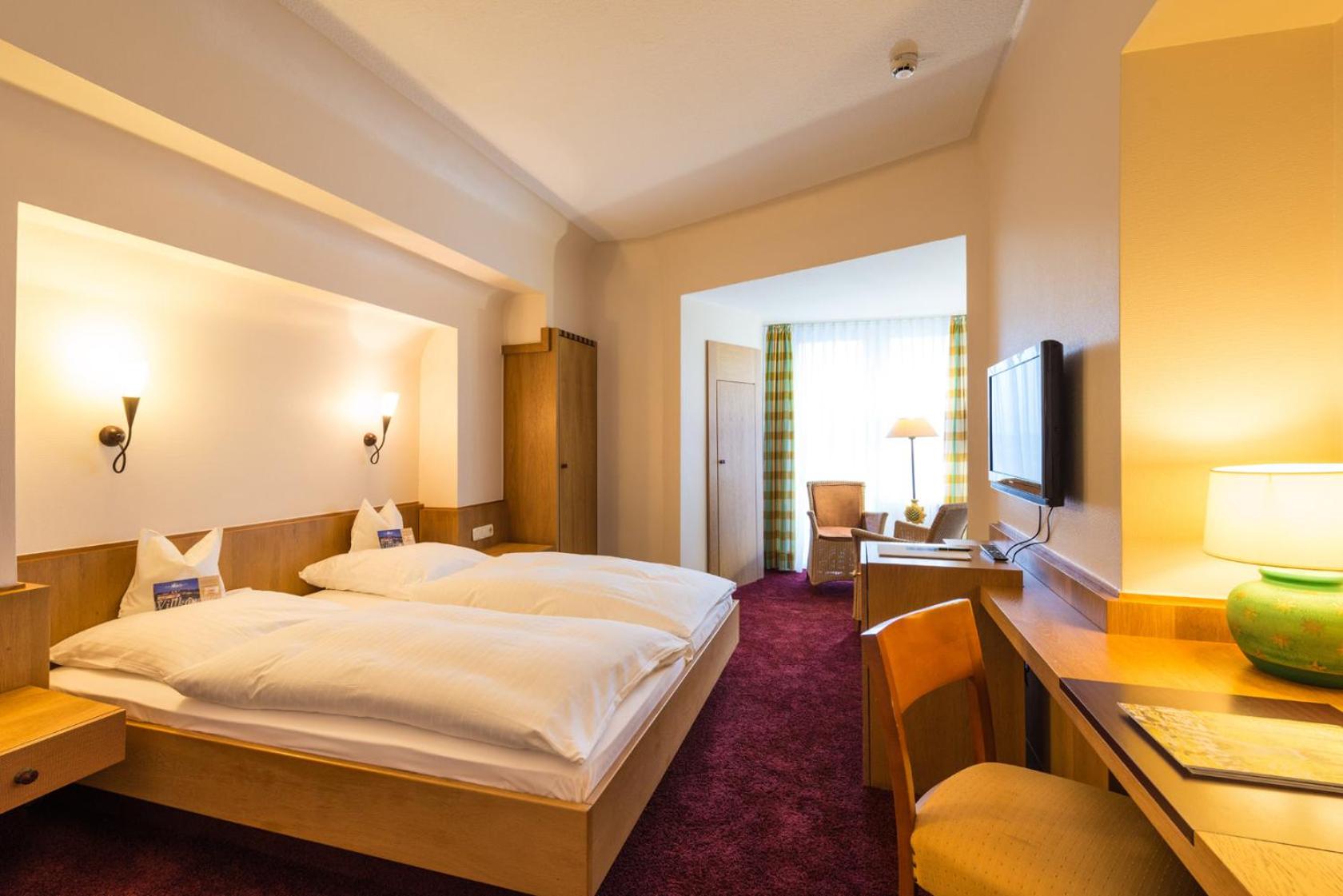 Double Room - Photo 7