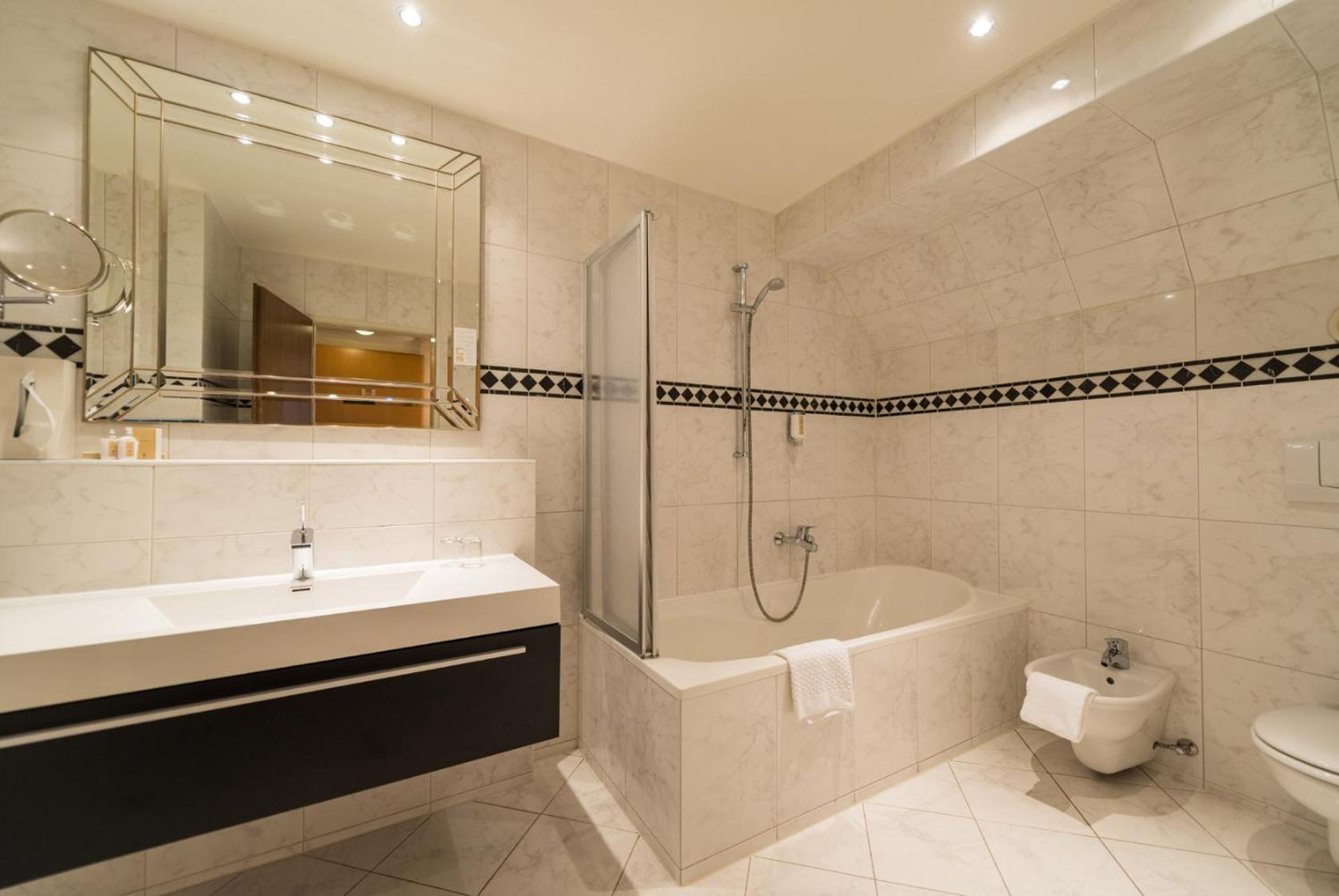 Deluxe Double Room - Photo 2