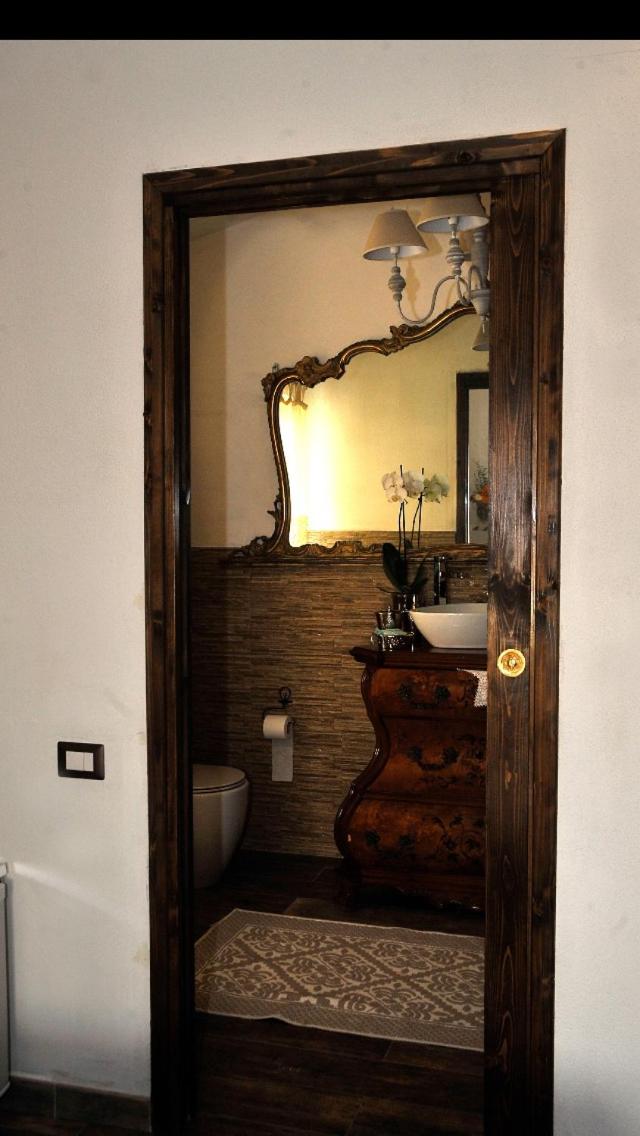 Double Room with Spa Bath photo 3