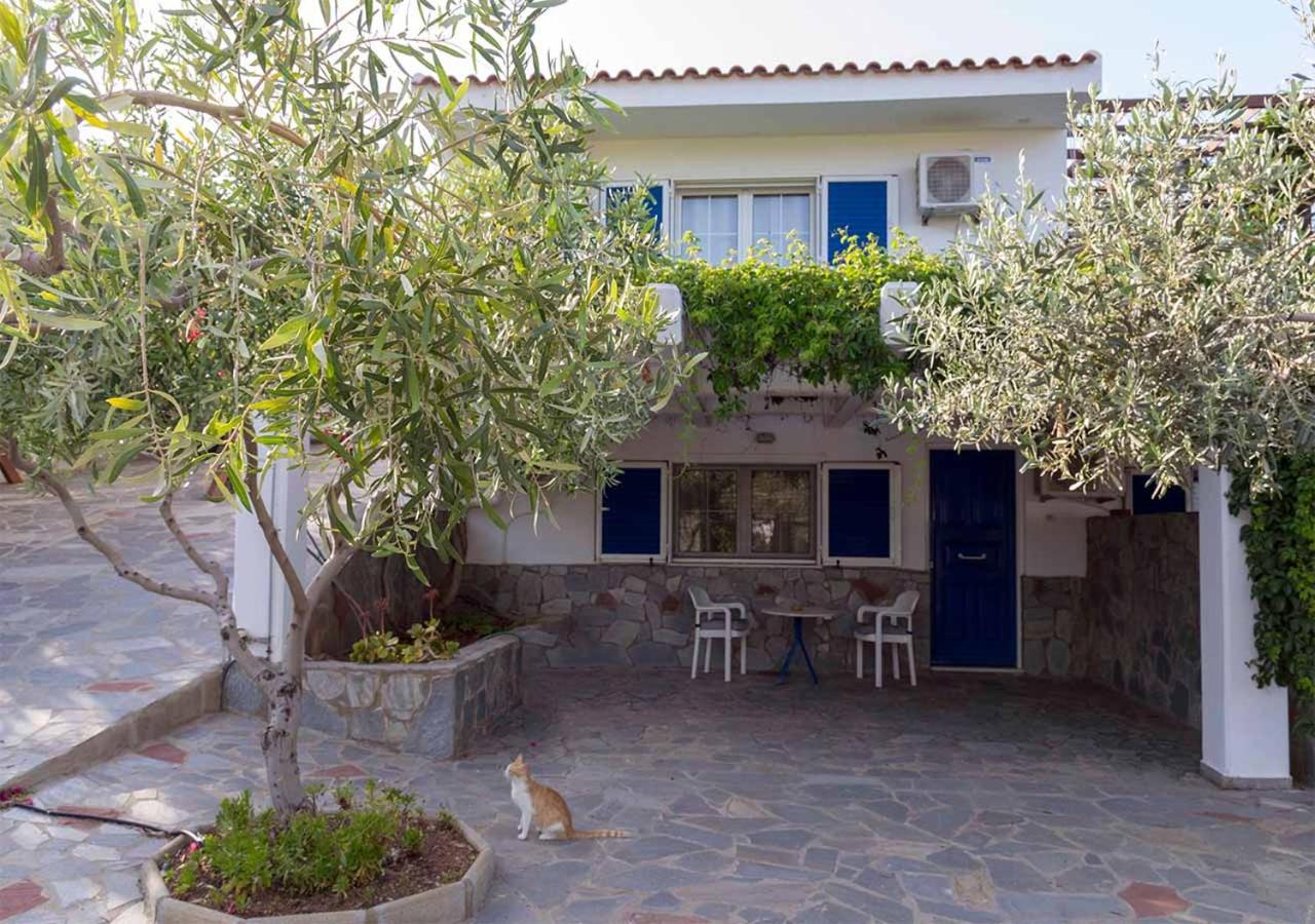 Three-Bedroom Villa - Photo 26