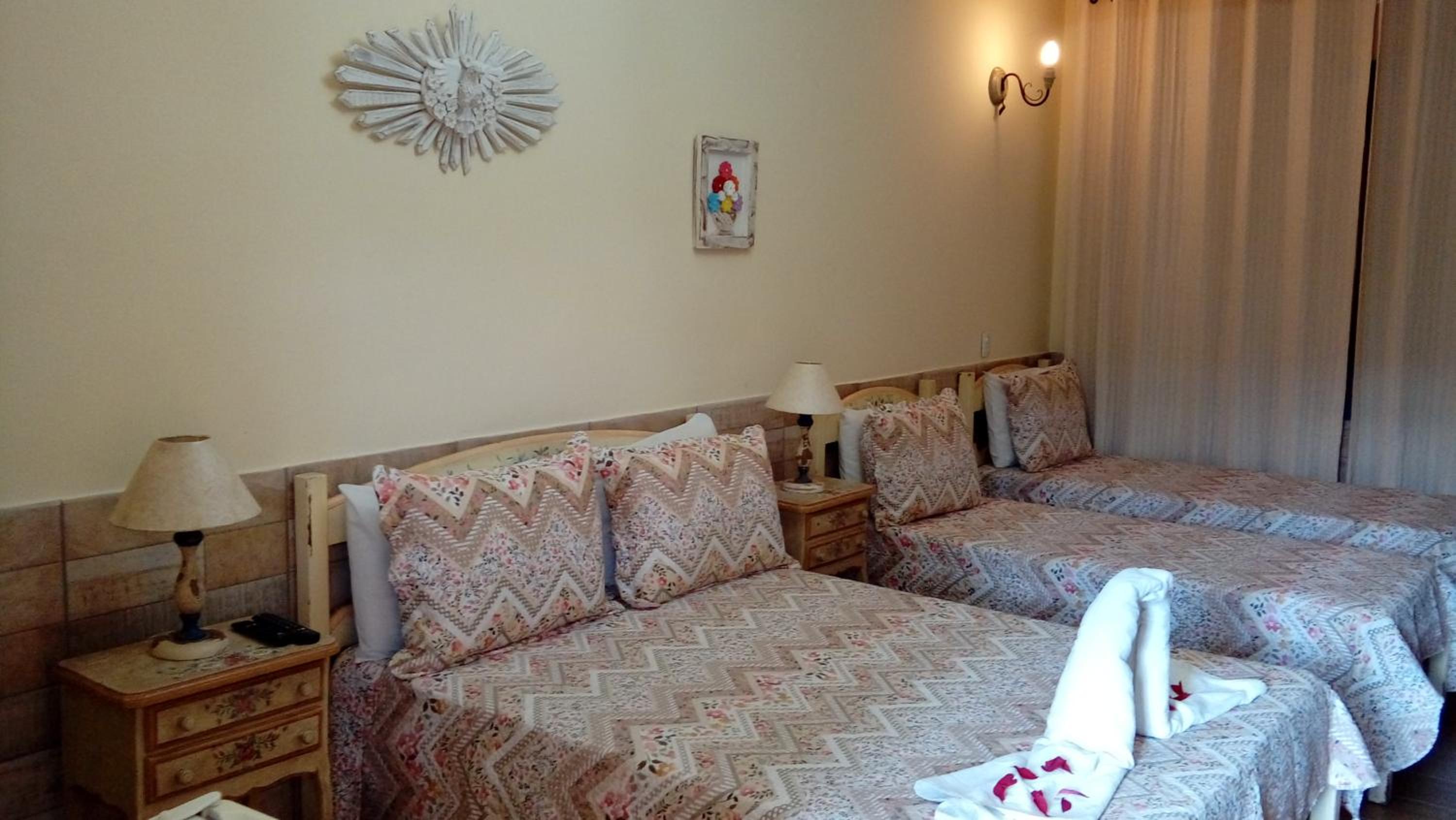 Quarto Quadruplo com Ar Condicionado photo 3