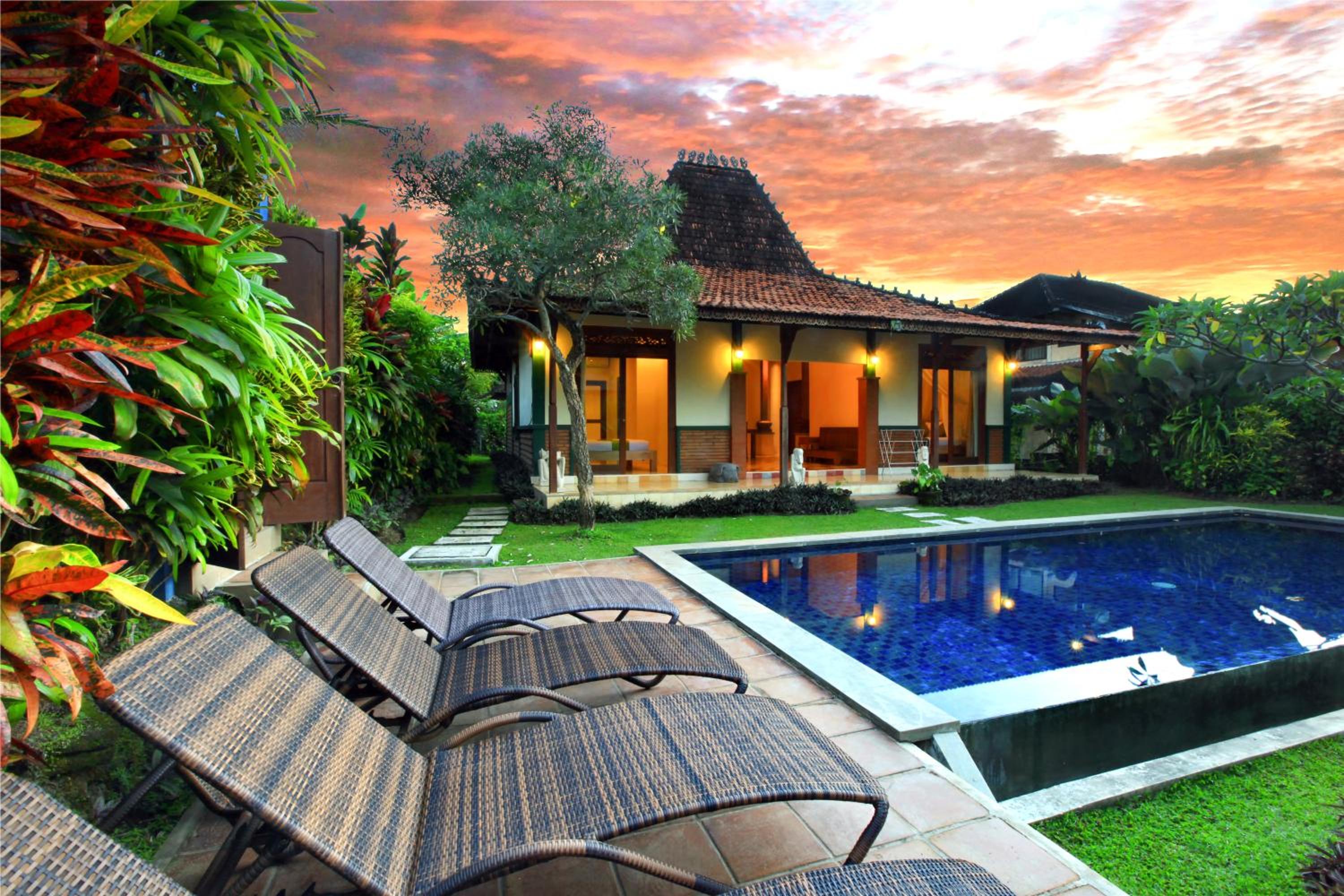 Villa with Private Pool photo 1