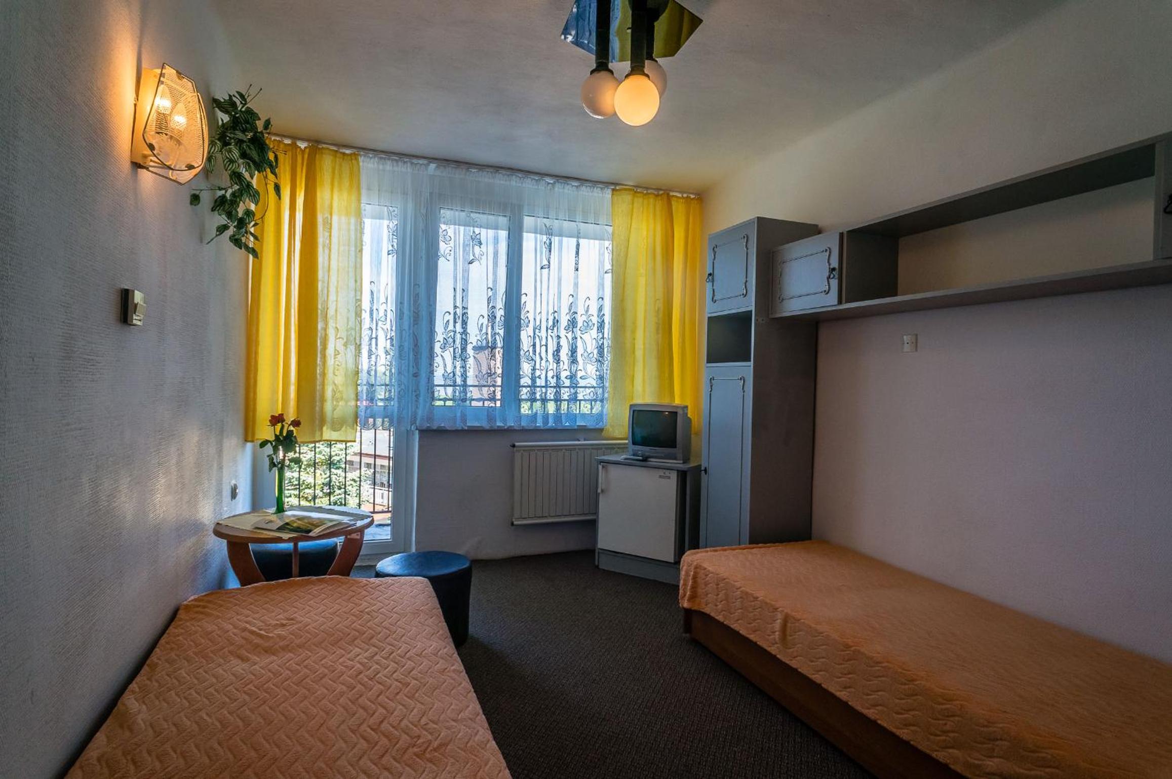 Twin Room - Photo 1
