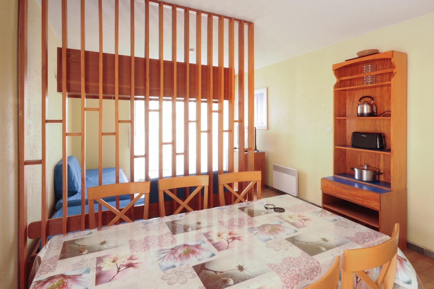 Comfort Two-Bedroom Apartment (6 People) photo 1