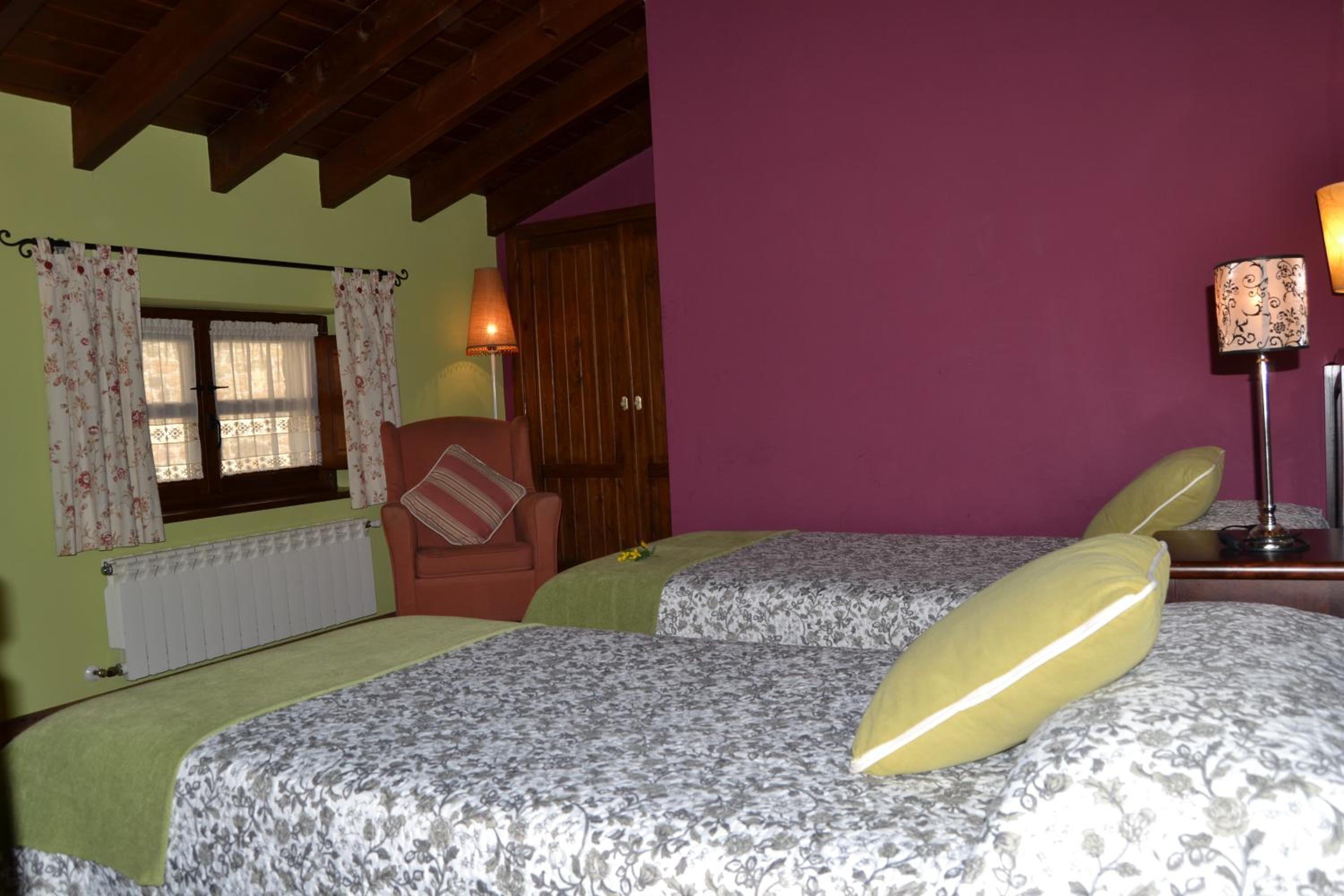 Apartment (4 Adults)