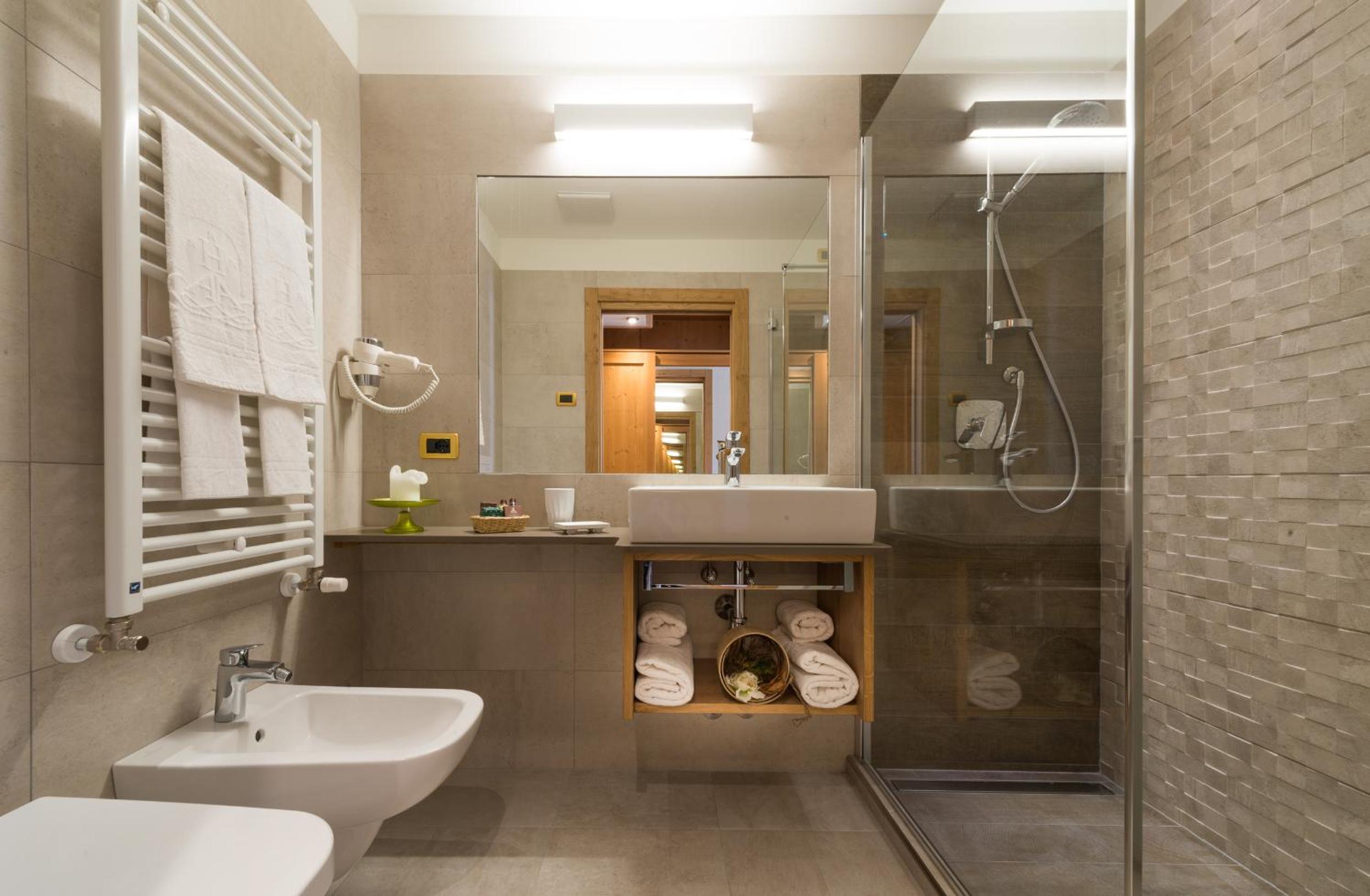 Panorama Superior Double or Twin Room with View - Photo 3
