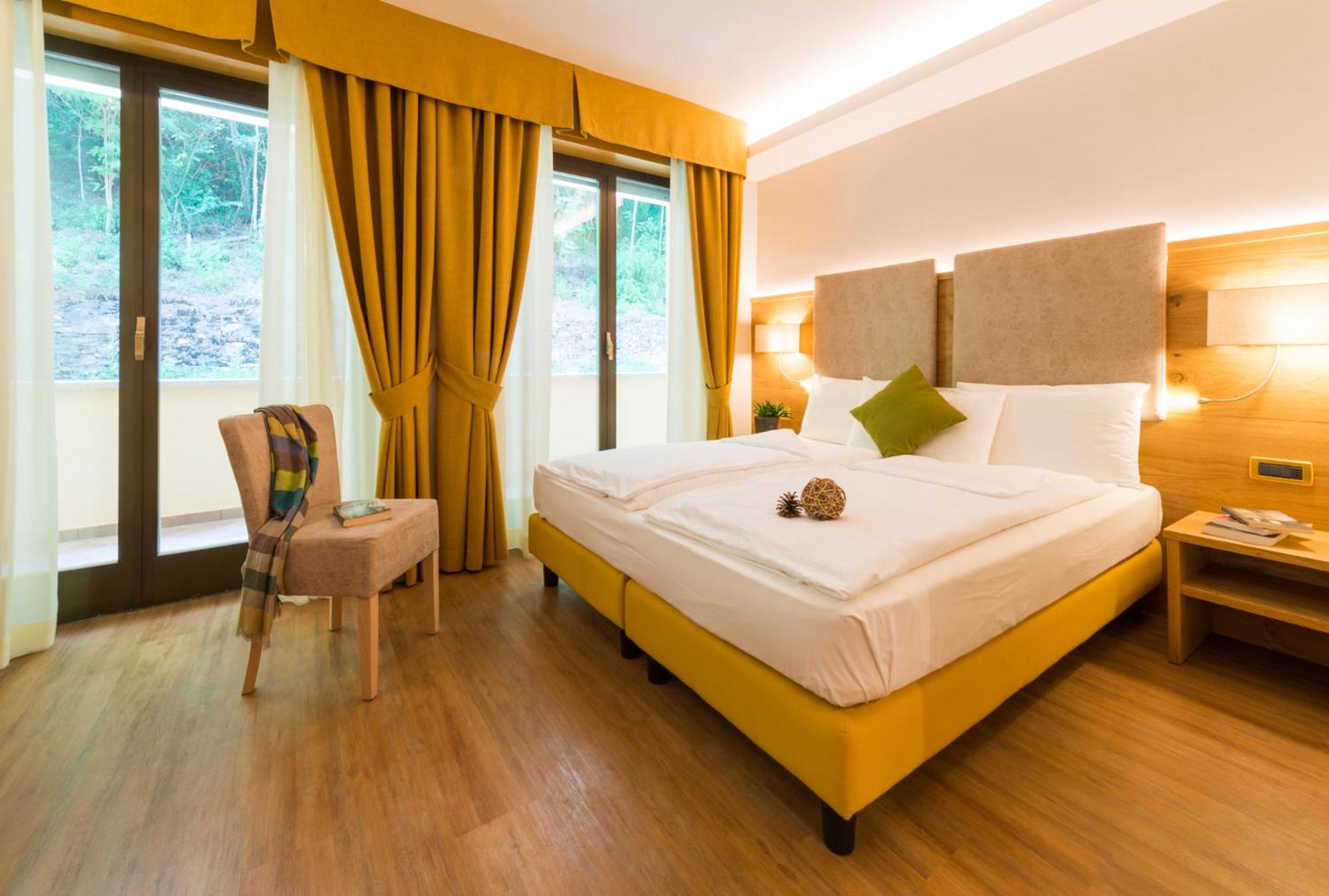 Classic Double or Twin Room - Photo 1