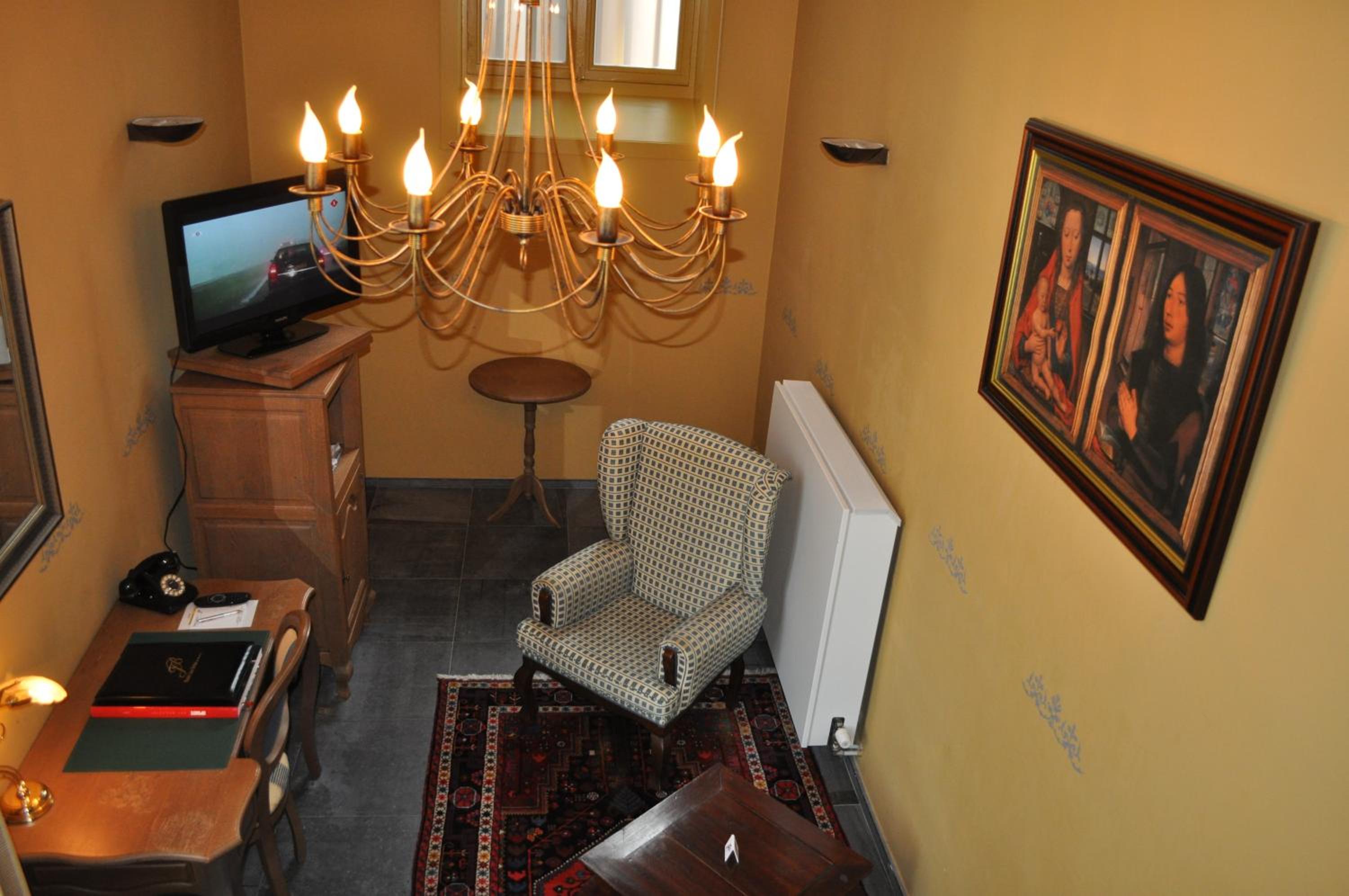 Duplex Suite with Garden View - Photo 4