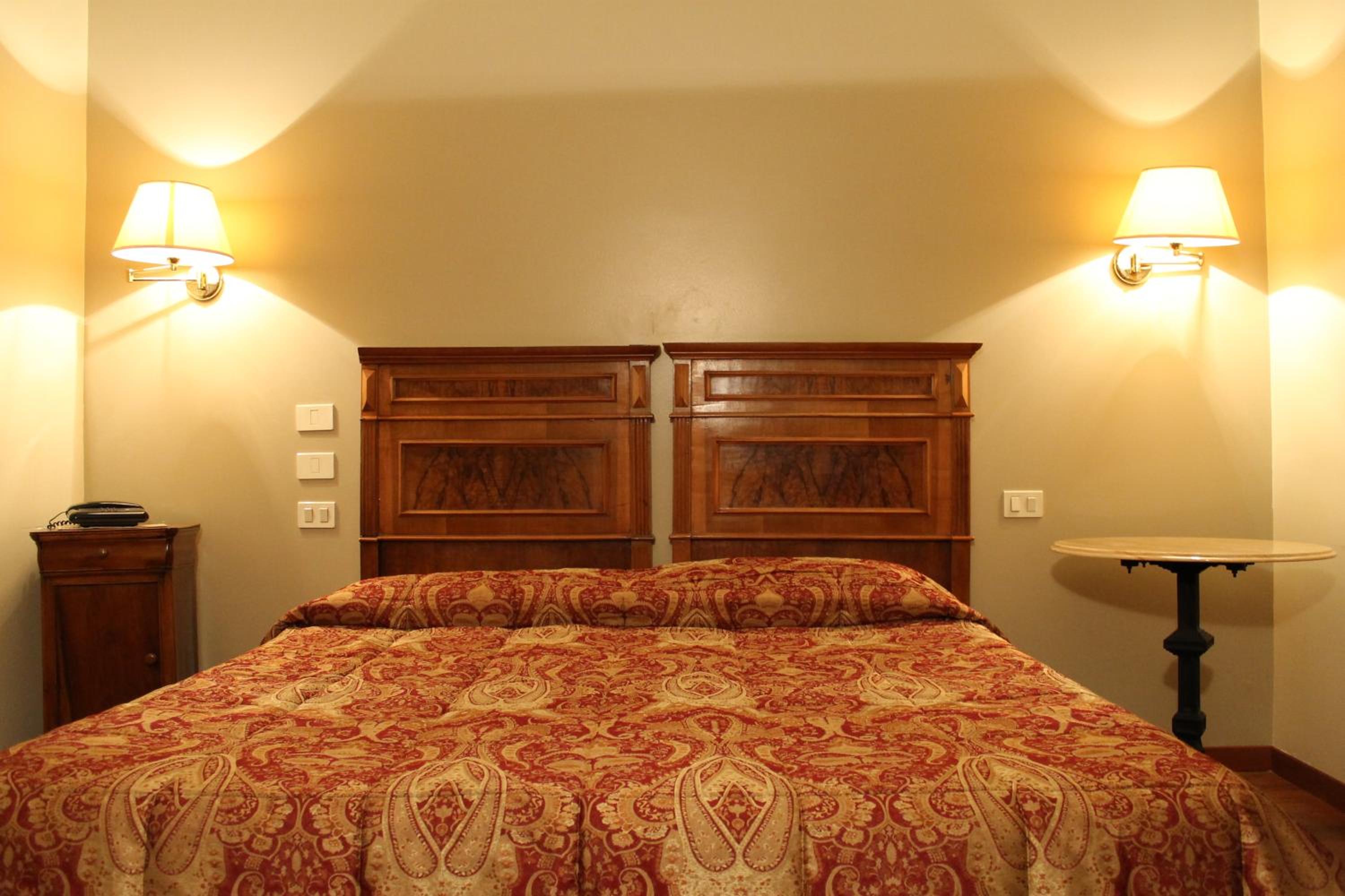 Double or Twin Room - Photo 1