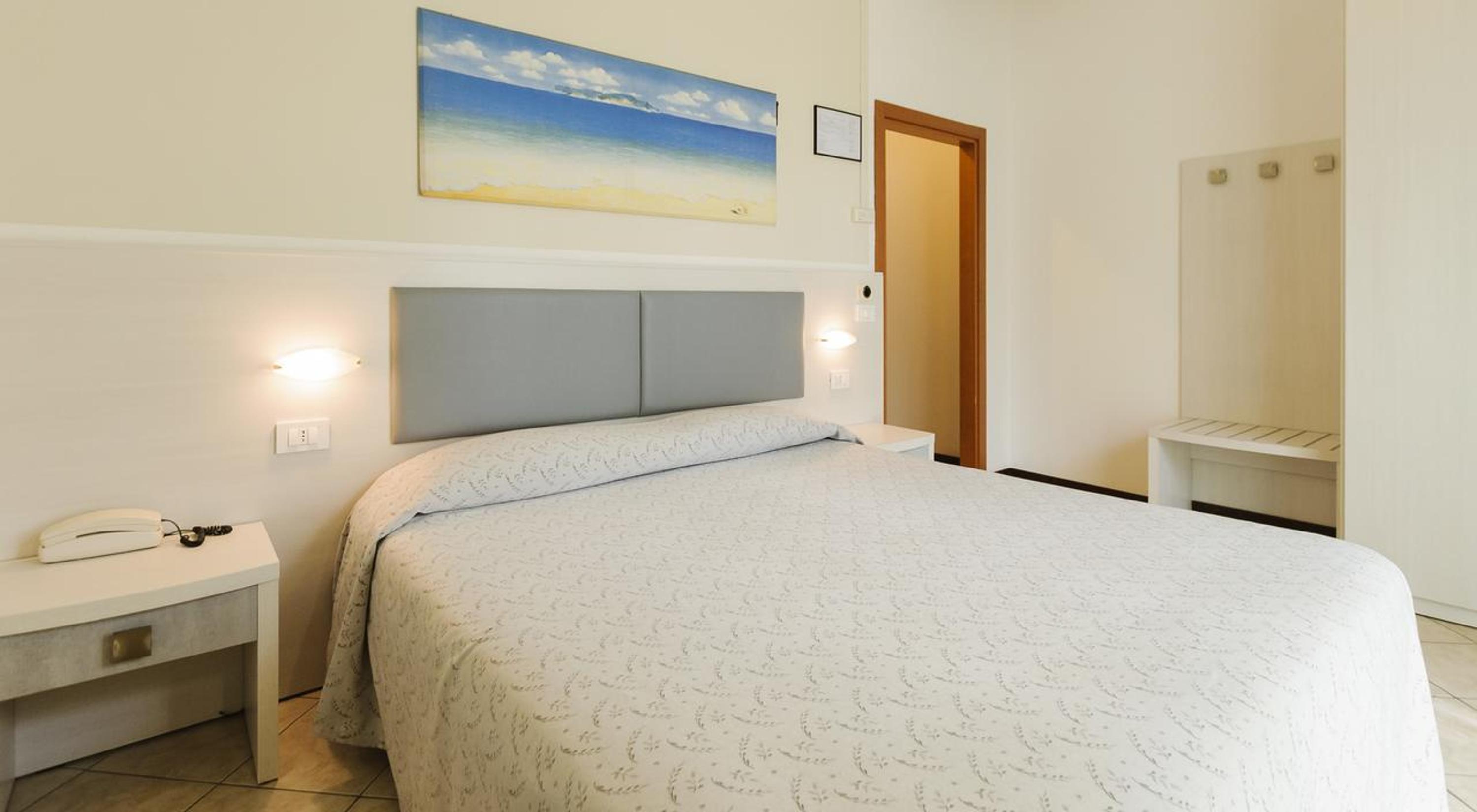 Standard Double Room - Photo 1