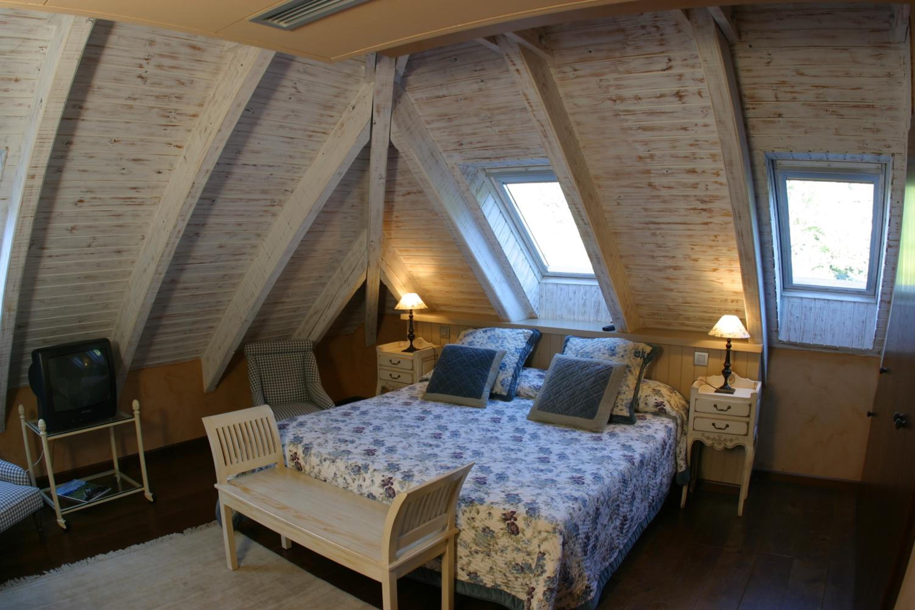Double or Twin Room photo 3