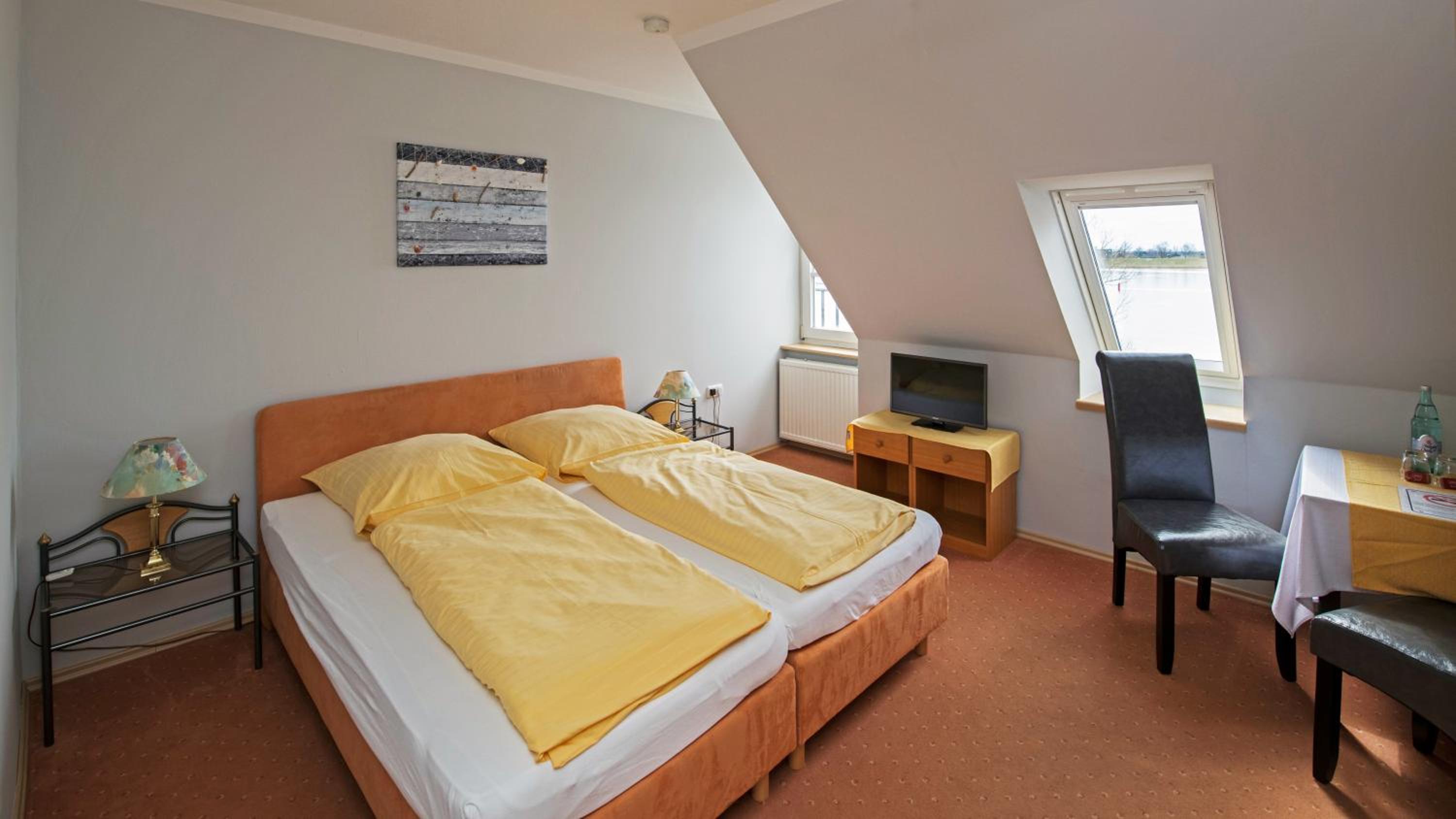 Double Room - Photo 4