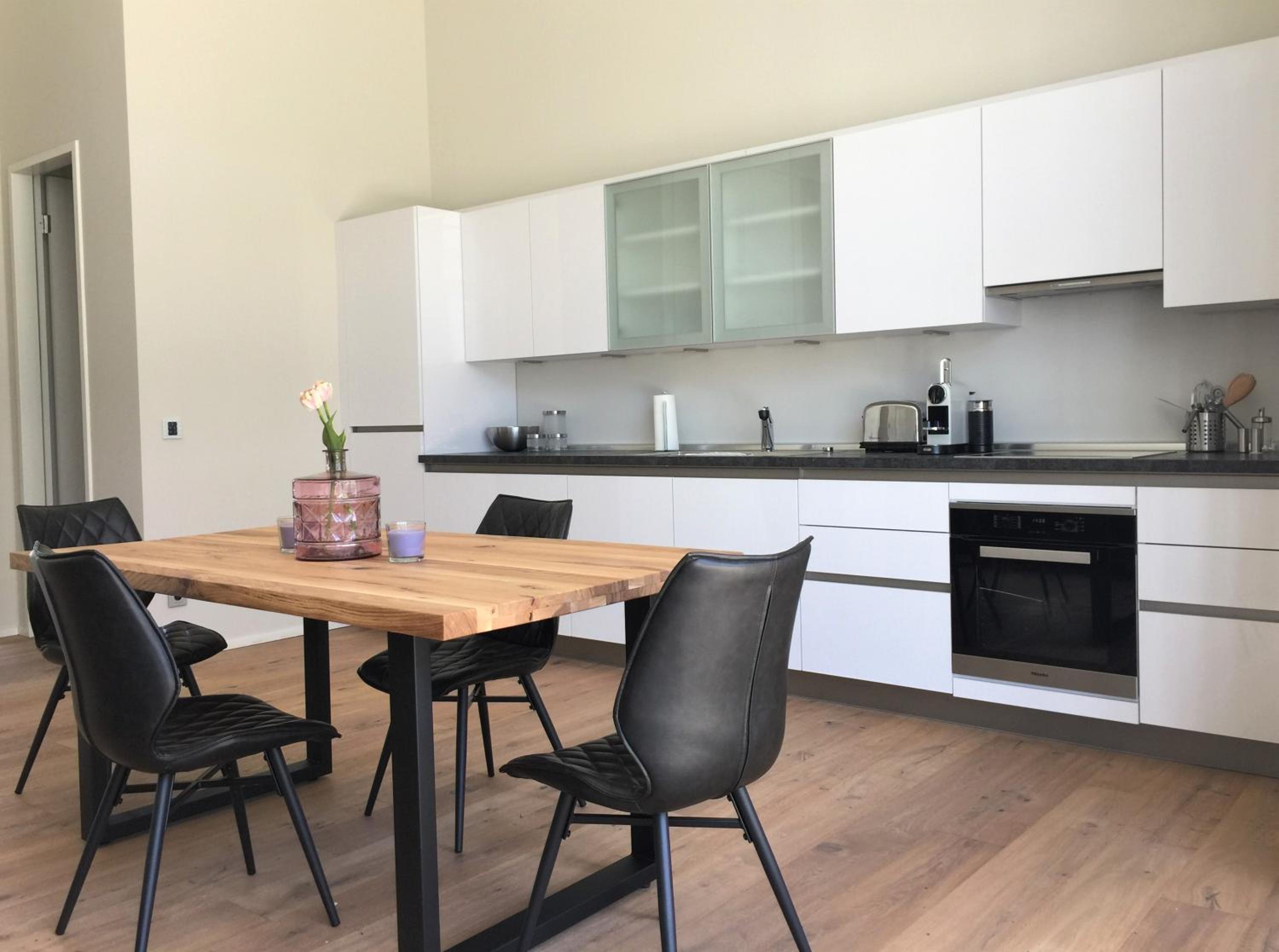 Apartment photo 3