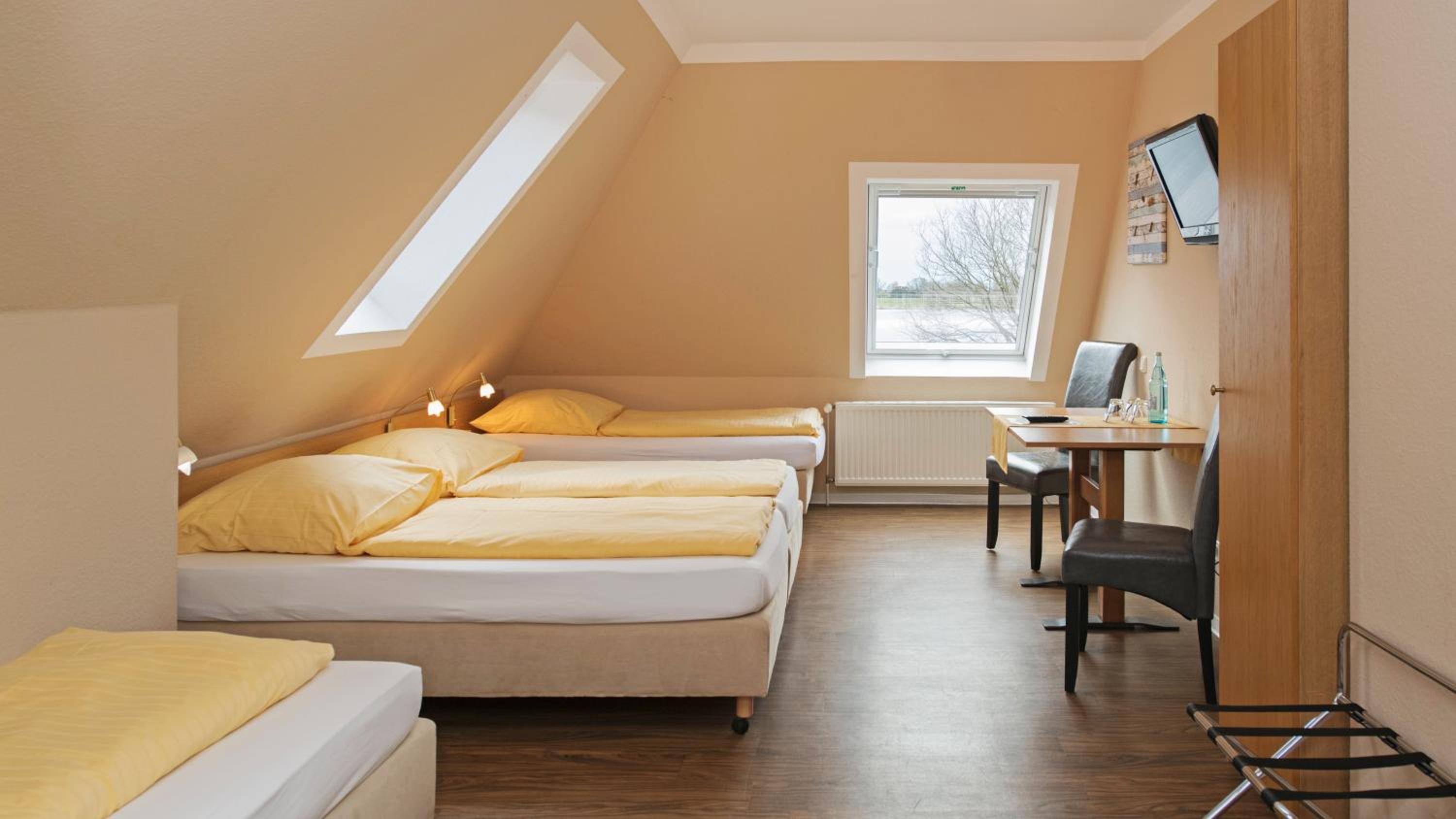 Triple Room
