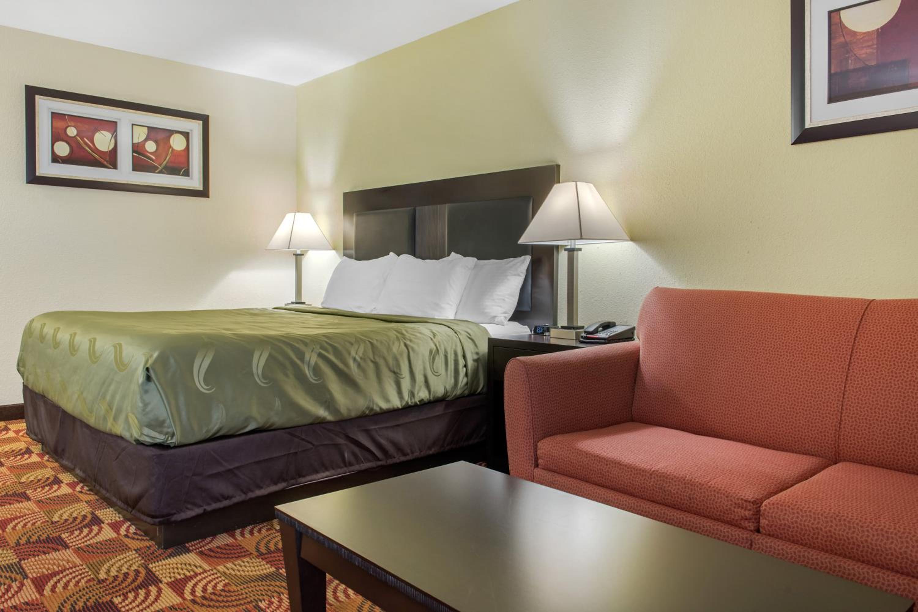 King Room - Non-Smoking - Photo 5